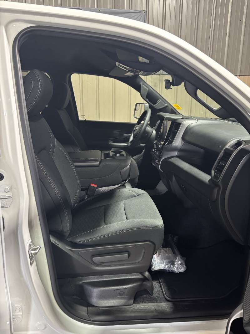 2026 RAM 1500 TRADESMAN — снимка 1