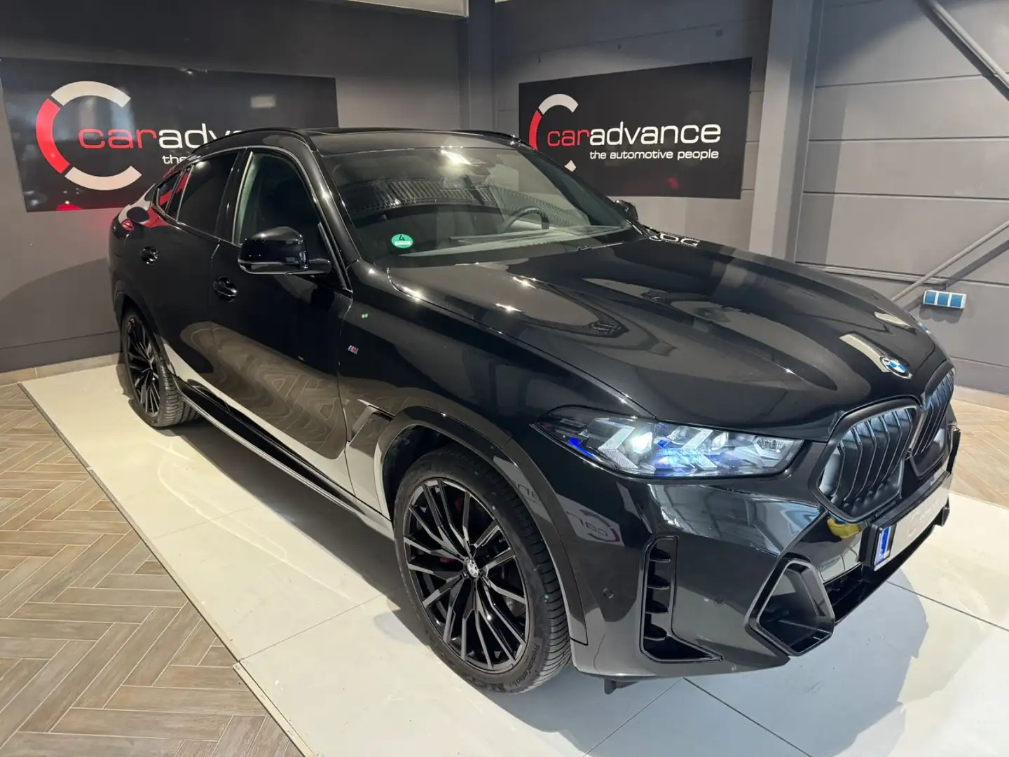 BMW X6 30 d xDrive M Sport pro Zwart - 2