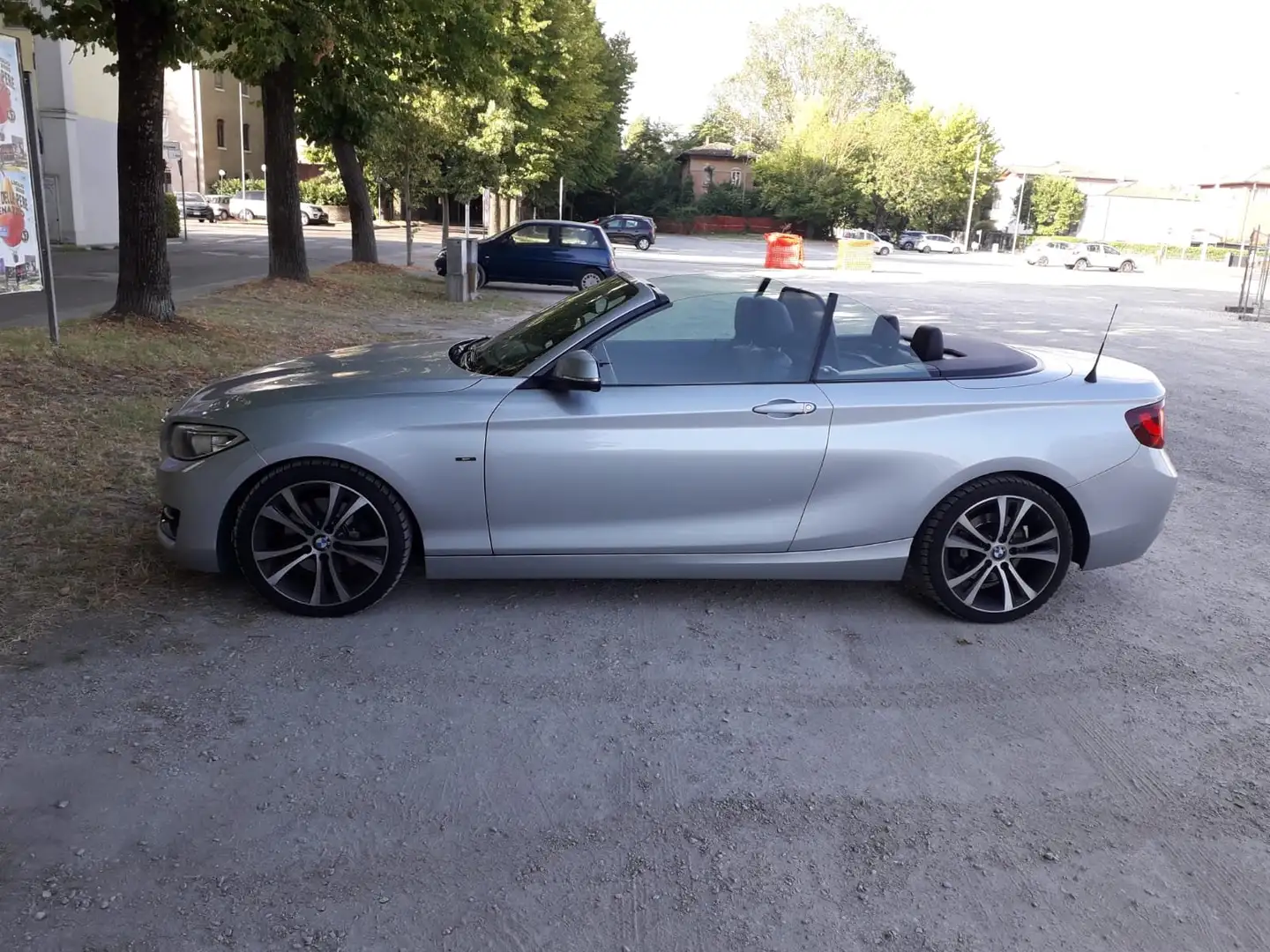 BMW 220 220D cabrio MSPORT 190CV aut. Argento - 2