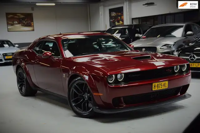 Dodge Challenger R/T SCAT PACK 6.4 ltr V8 492PK