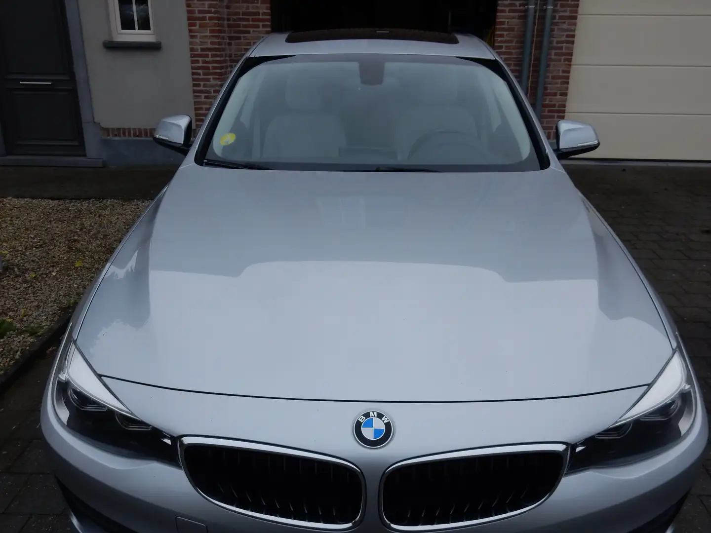 BMW 320 320d GT Aut. Zilver - 1