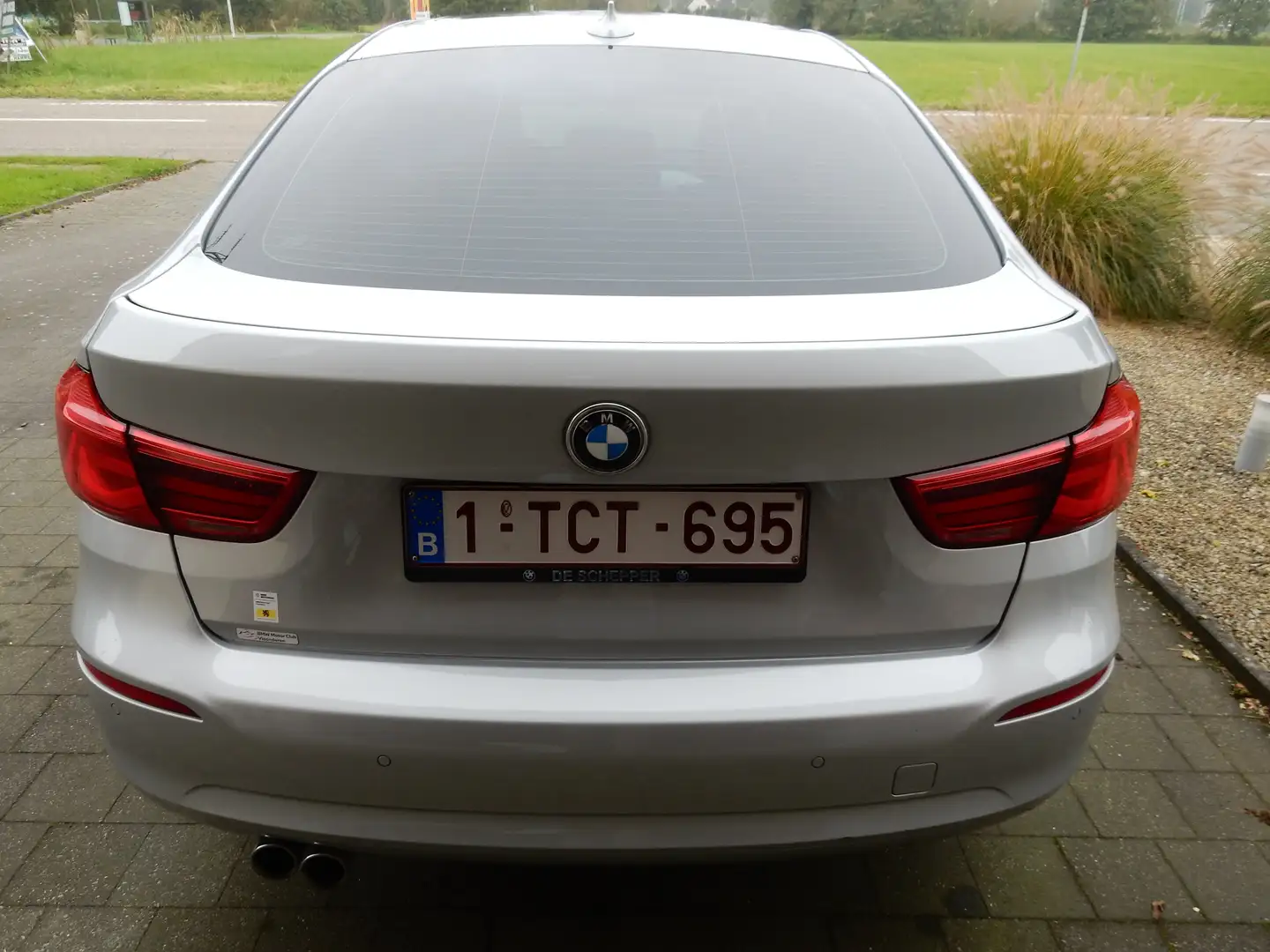 BMW 320 320d GT Aut. Zilver - 2