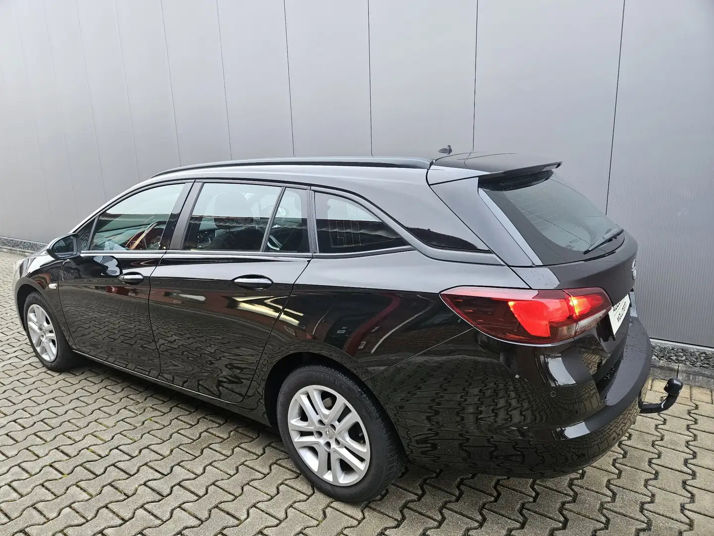 Opel Astra 122PS, Diesel,Klima,Automatik/AHK/LED/Parksensoren Nero - 2