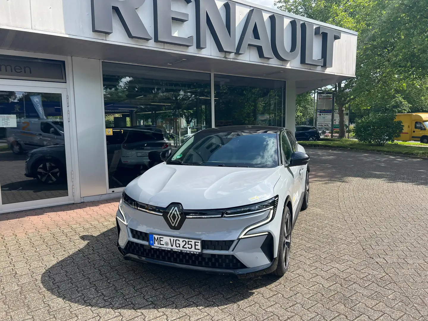 Renault Megane E-TECH Techno Grau - 2