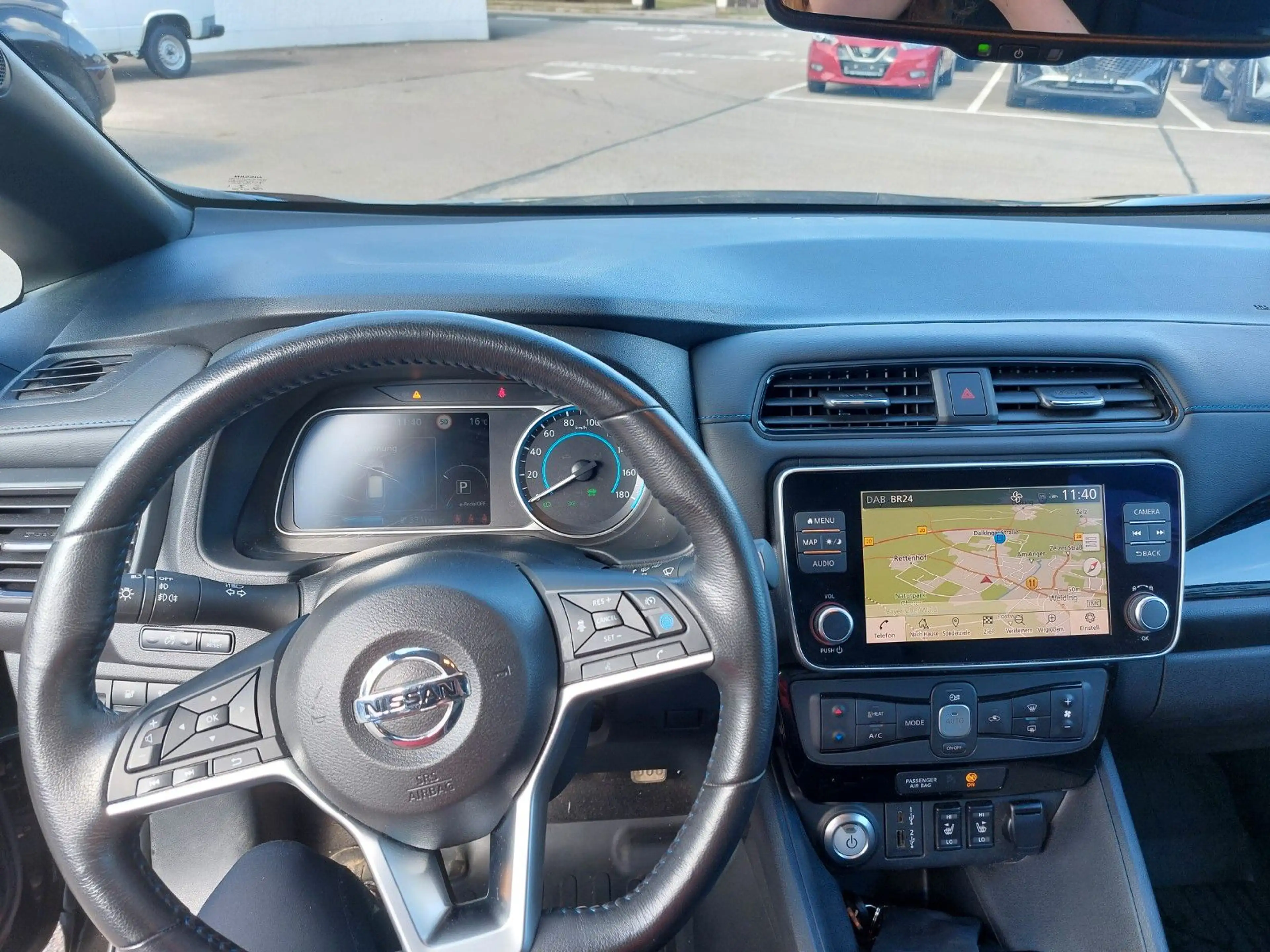 Nissan Leaf 62 KW/h e+ N-Connecta, Winter-Paket — photo 6