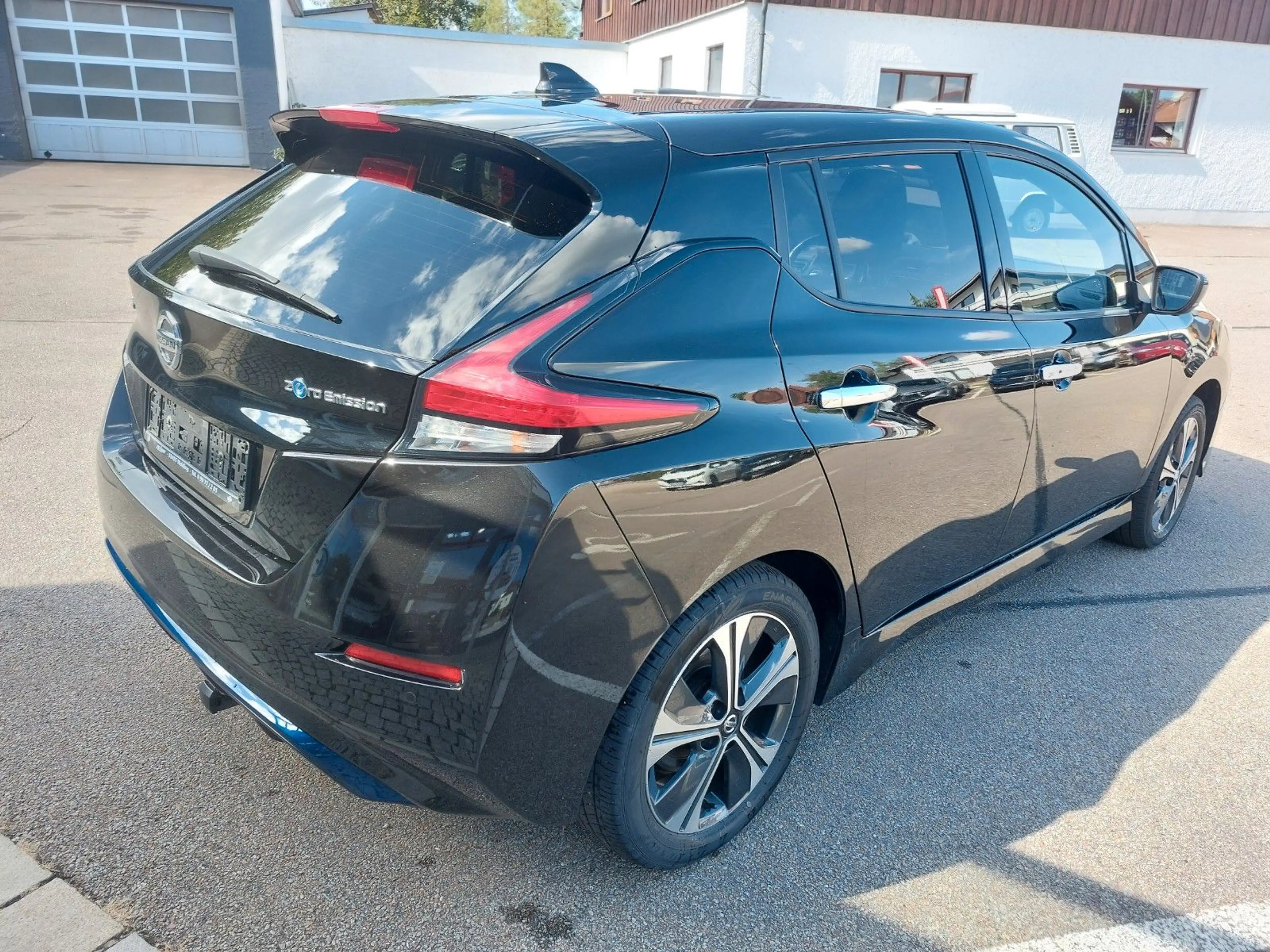 Nissan Leaf 62 KW/h e+ N-Connecta, Winter-Paket — photo 3