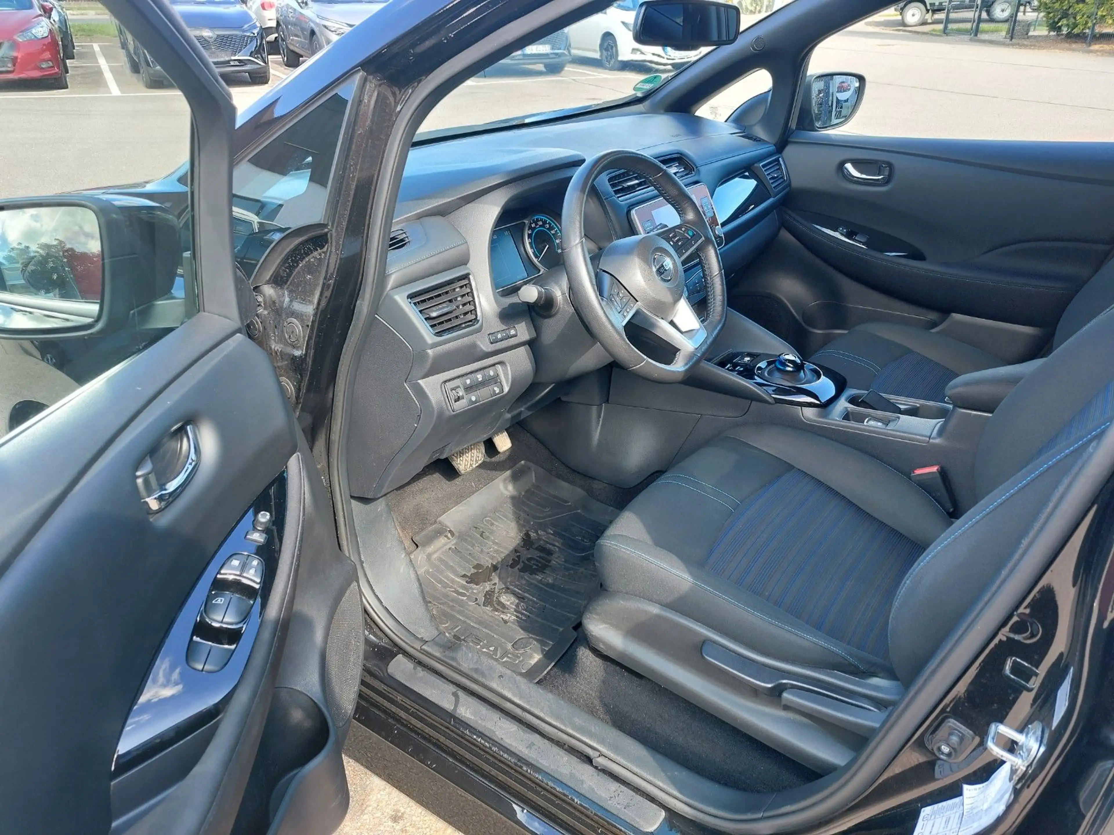 Nissan Leaf 62 KW/h e+ N-Connecta, Winter-Paket — photo 5