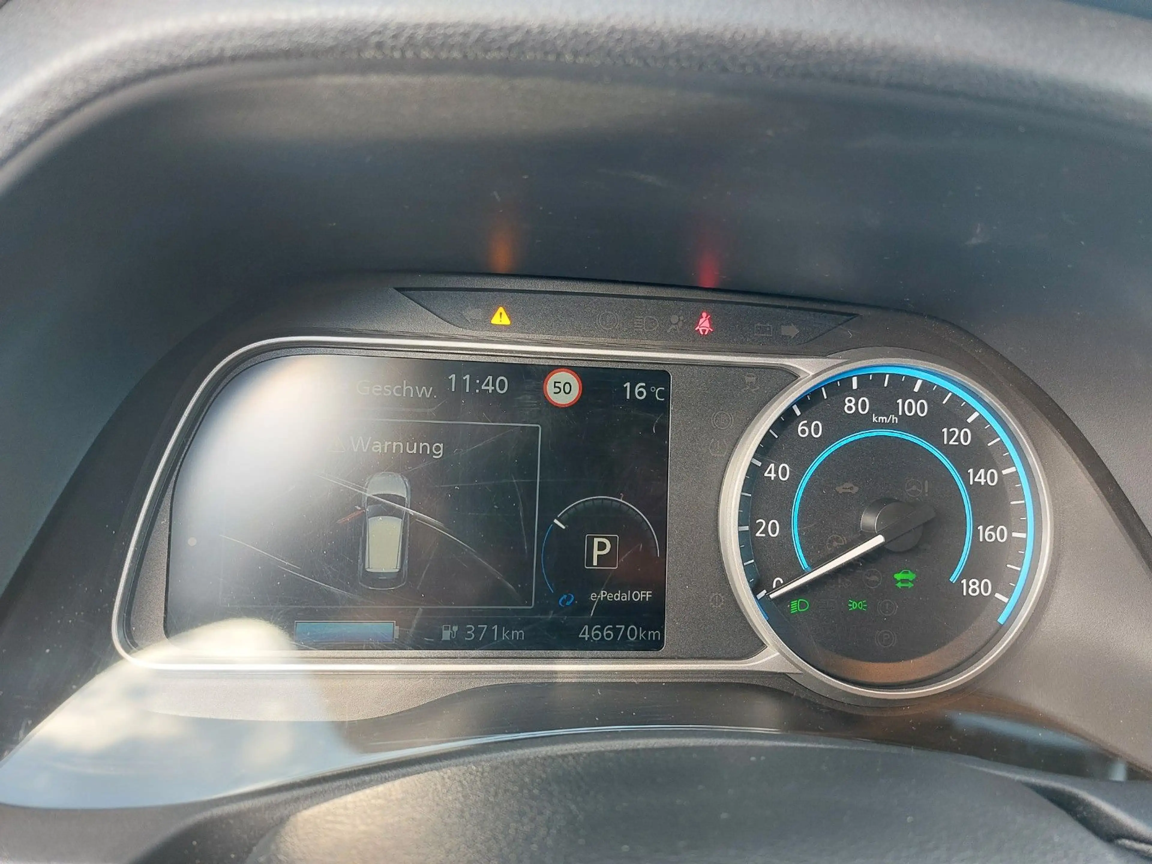 Nissan Leaf 62 KW/h e+ N-Connecta, Winter-Paket — photo 7