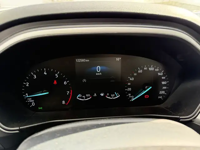 Ford Focus view 8