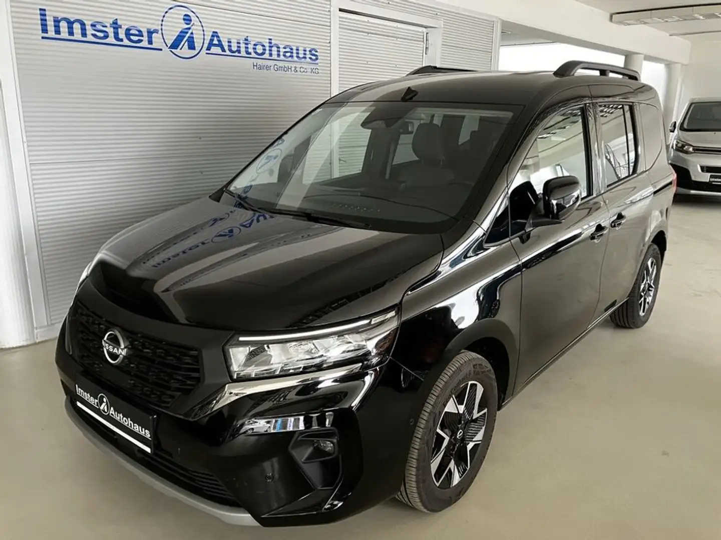 Nissan Townstar L1 DIG-T 130 Tekna 6MT Schwarz - 1