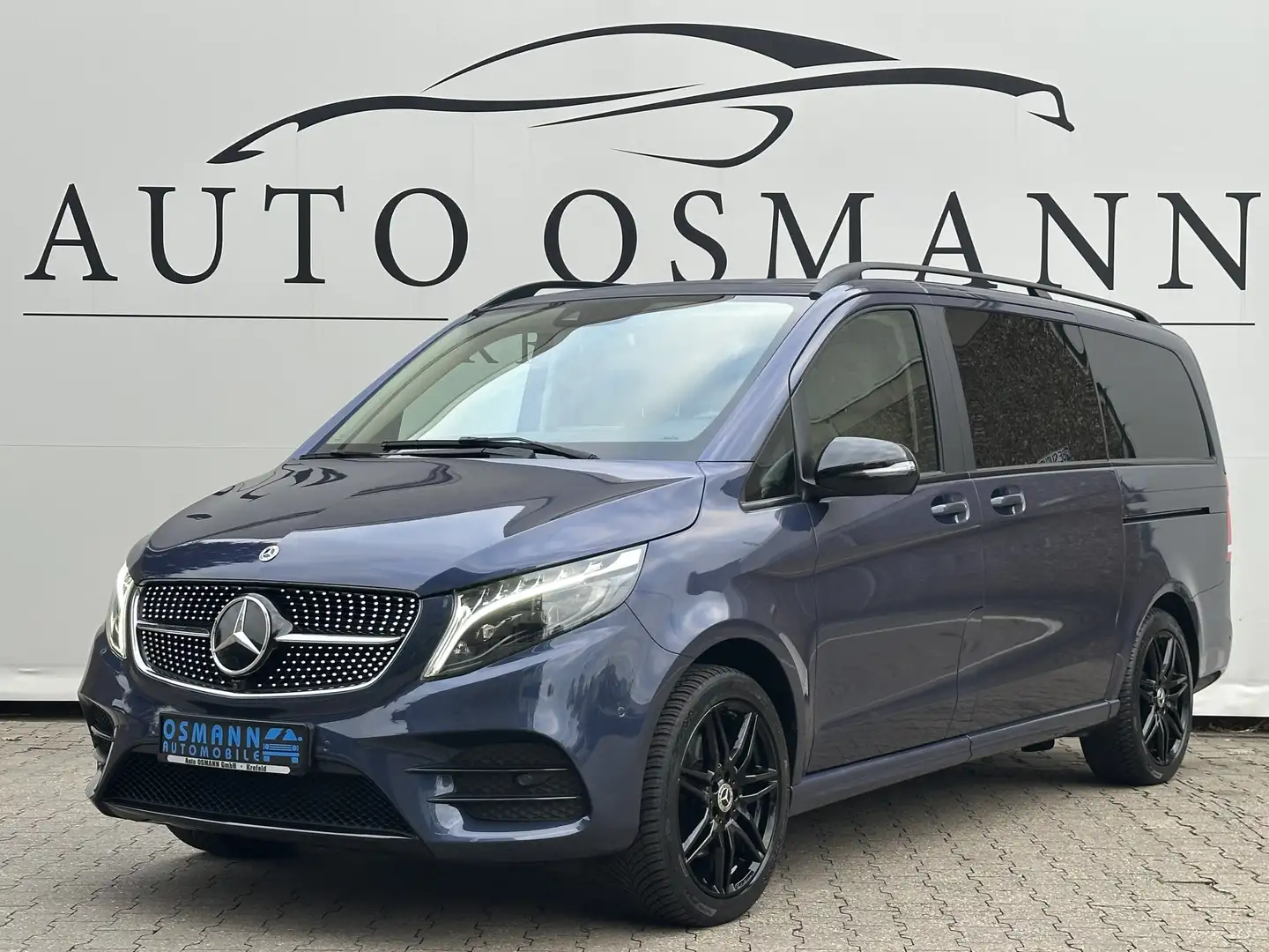 Mercedes-Benz V 250 d lang 4M 9G-TRONIC Edition 2023 AMG Line Bleu - 1
