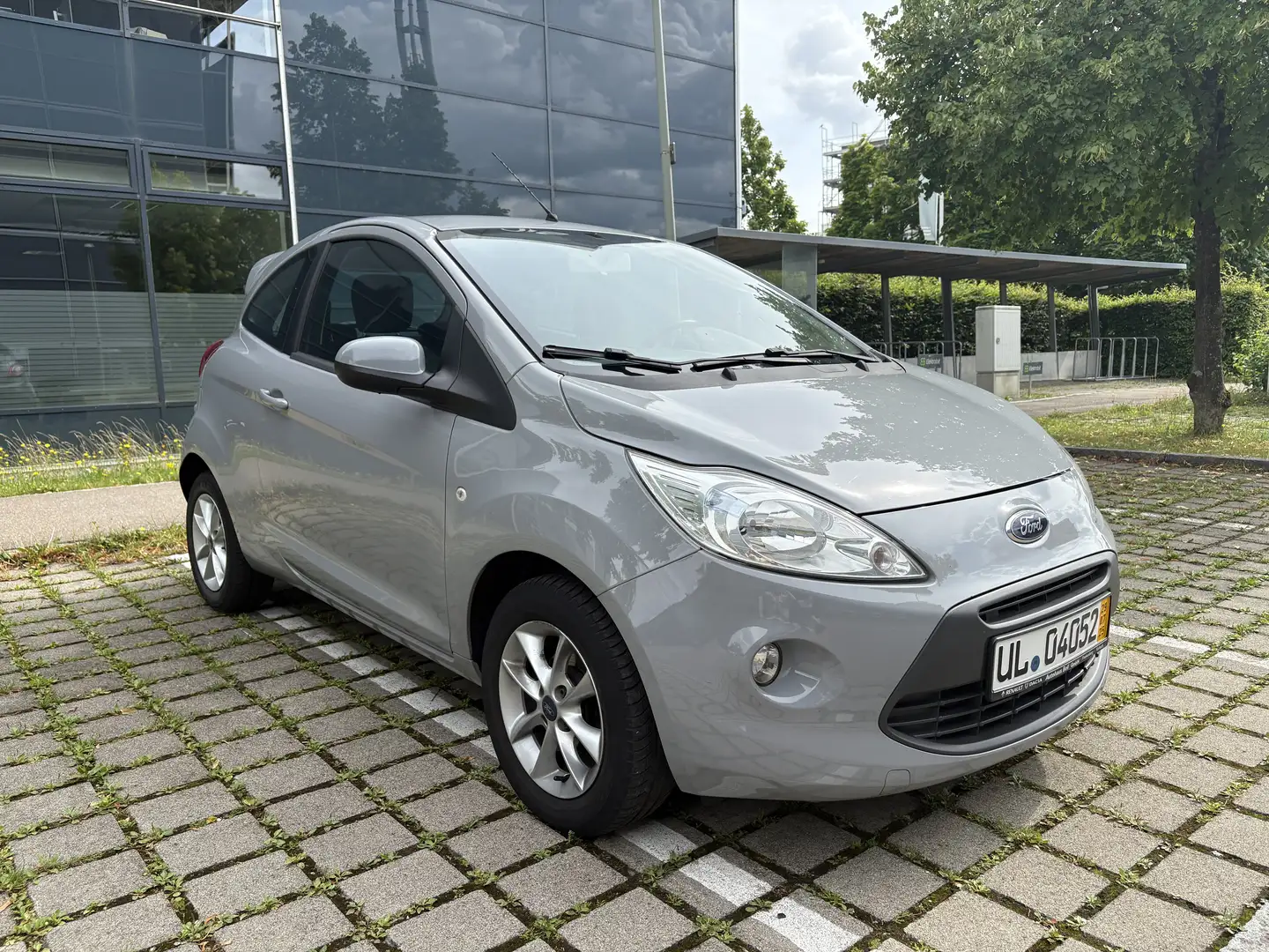 Ford Ka/Ka+ Ka 1.2 Start-Stopp-System Cool & Sound Edition Gri - 2