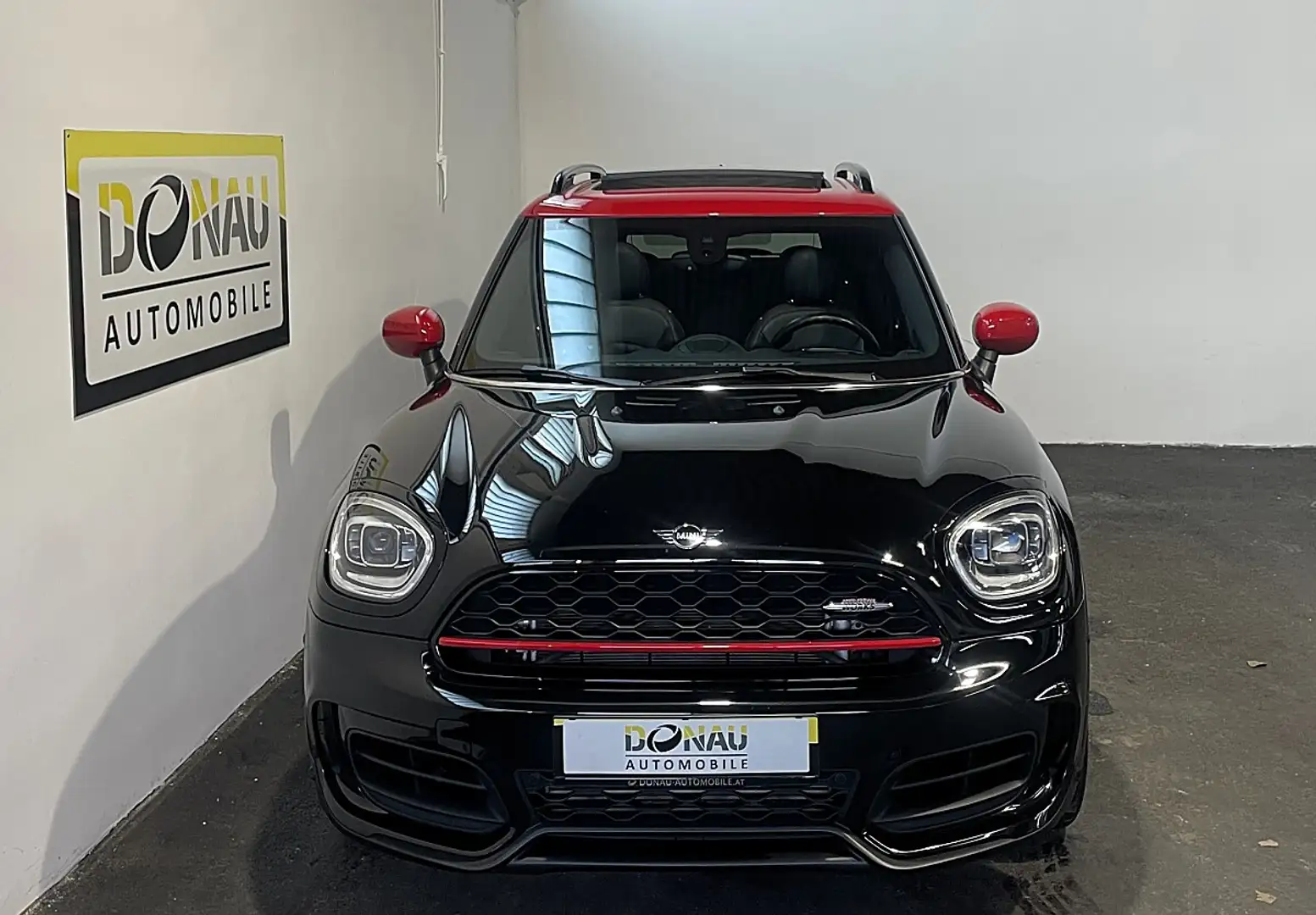 MINI John Cooper Works Countryman MINI Countryman John Cooper Works ALL4 Aut. * 3... Schwarz - 2