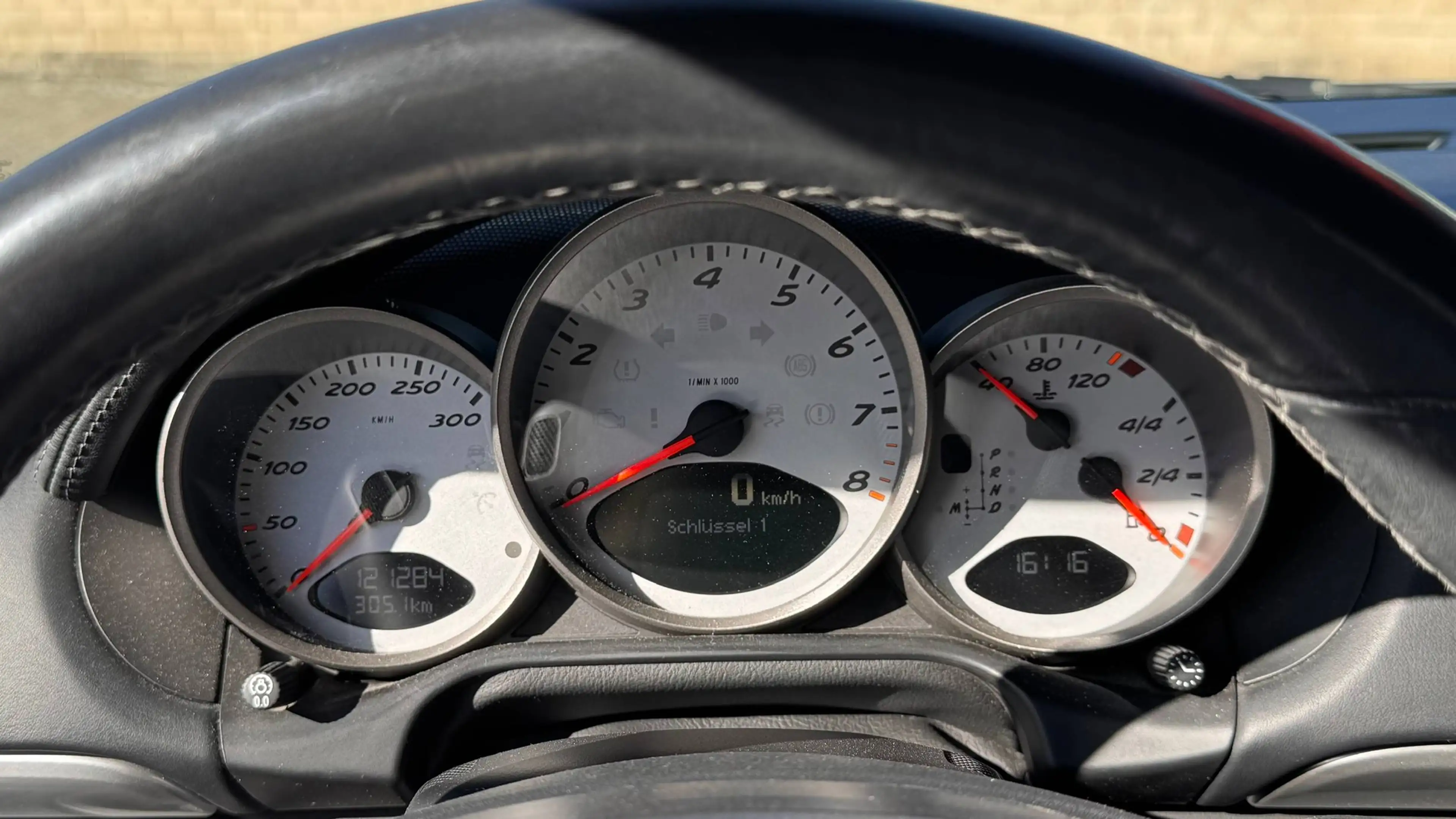 Porsche Boxster S — photo 13
