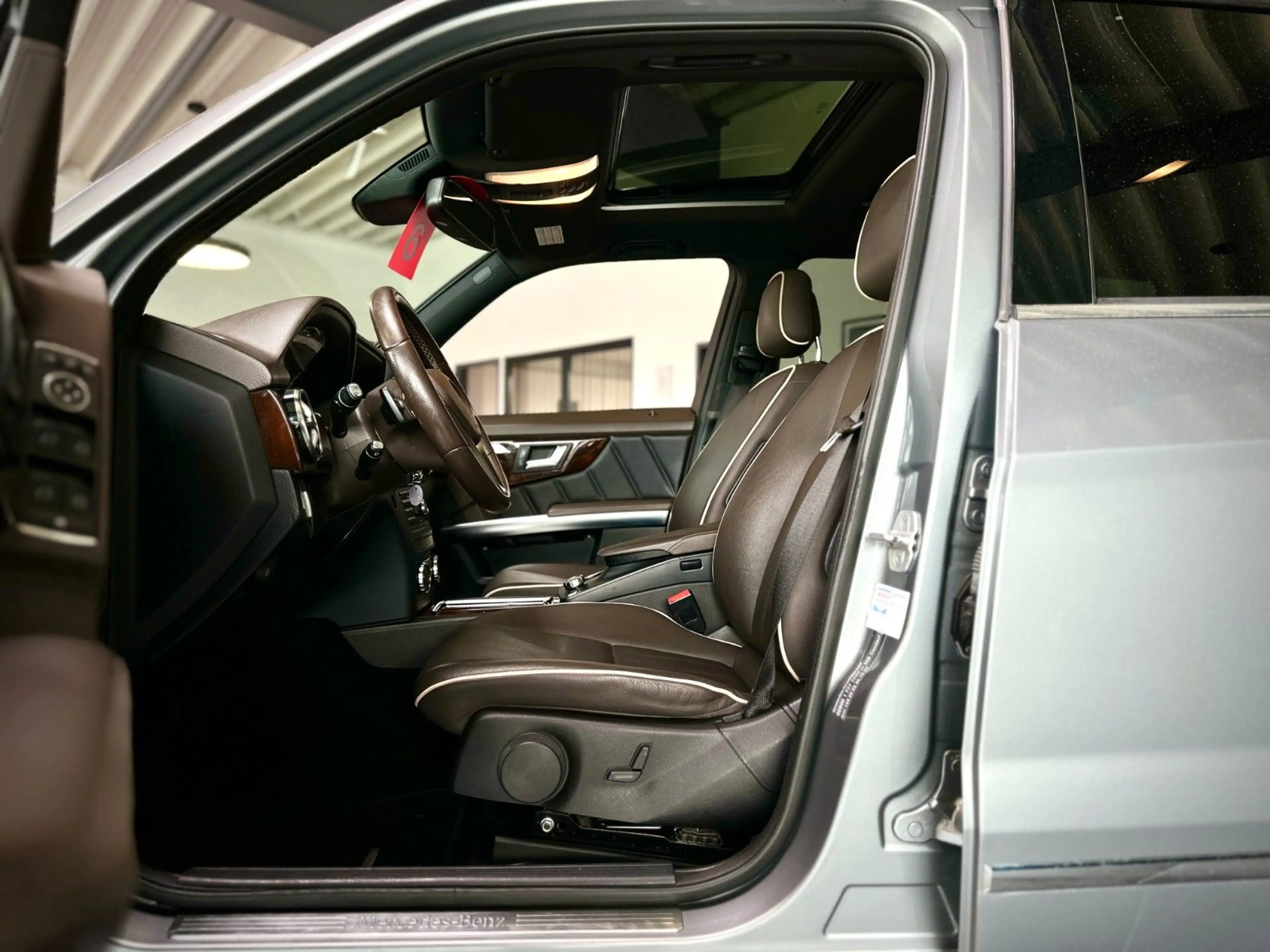 Mercedes-Benz GLK 350 CDI 4Matic *Distronic*Standheizung*Pano* — photo 8