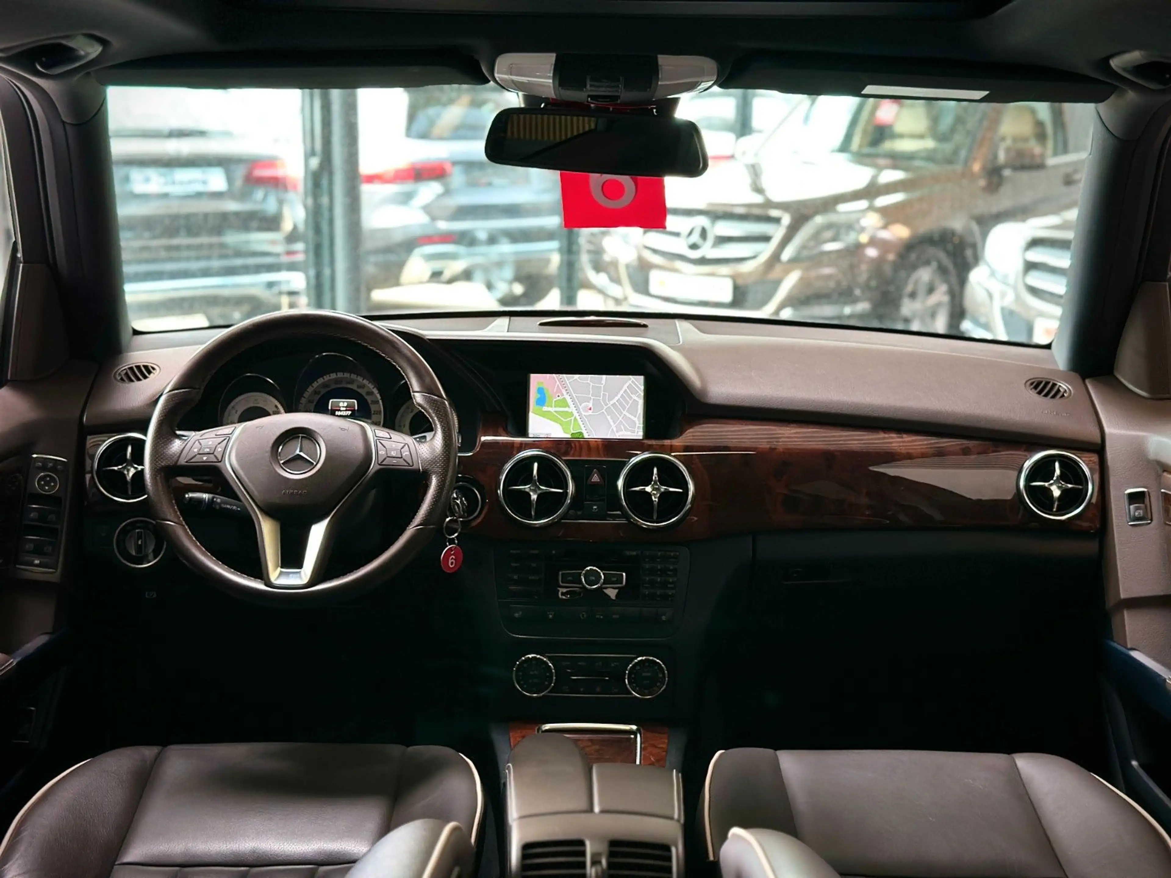 Mercedes-Benz GLK 350 CDI 4Matic *Distronic*Standheizung*Pano* — photo 3