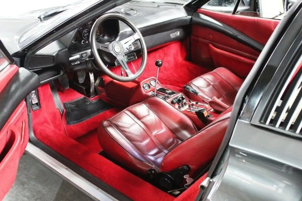 Ferrari 308 GTSI, foto 6