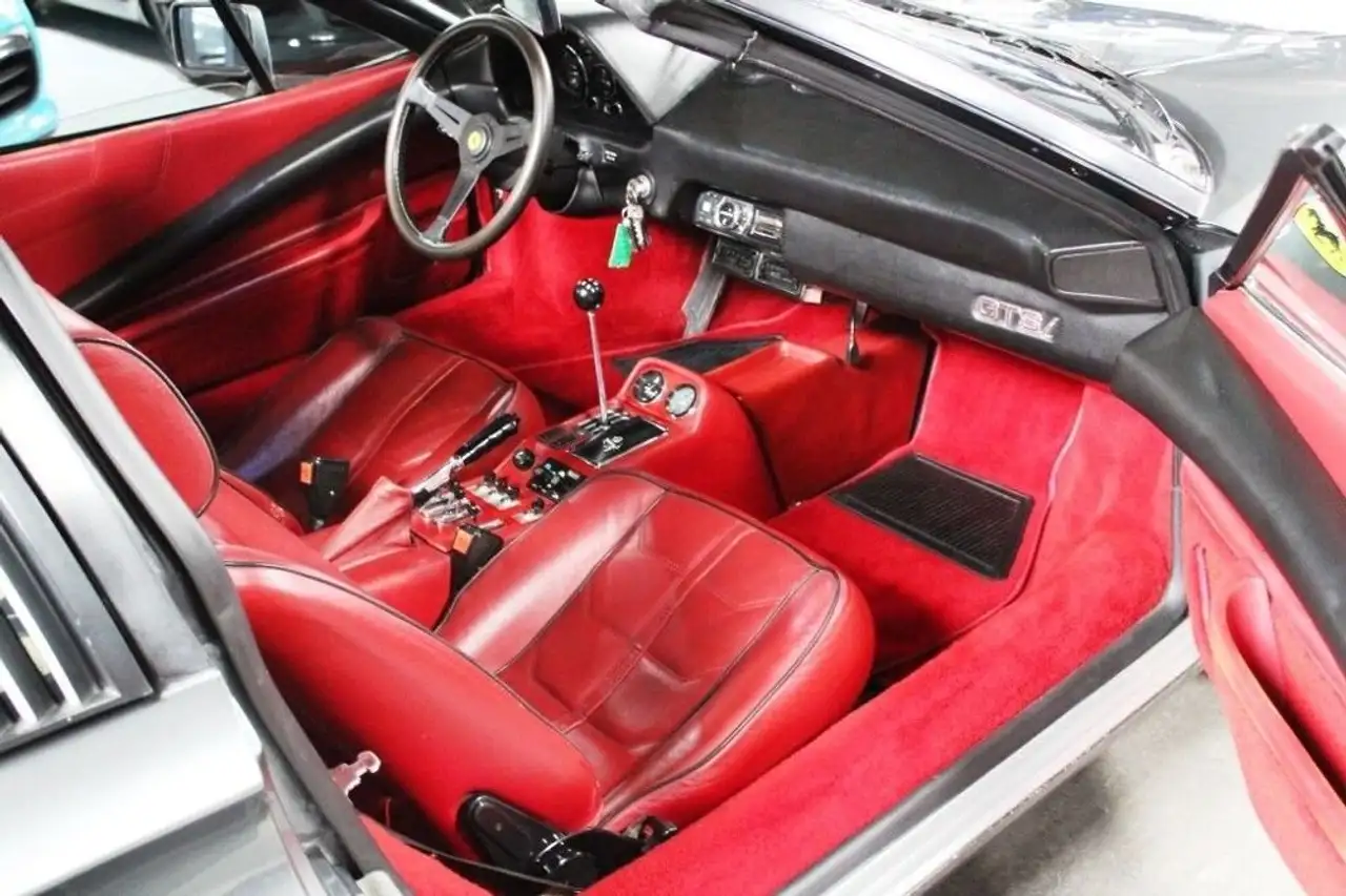 Ferrari 308 GTSI, foto 3