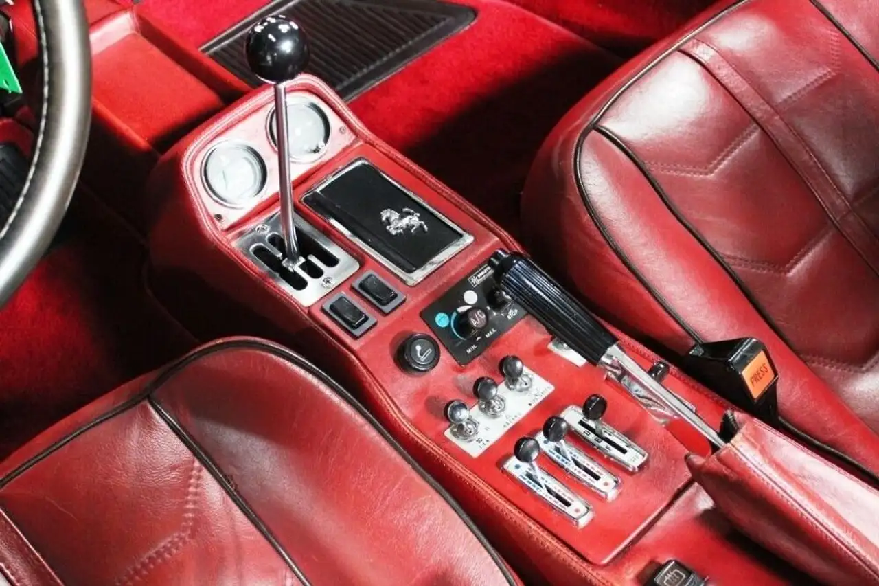Ferrari 308 GTSI, foto 7