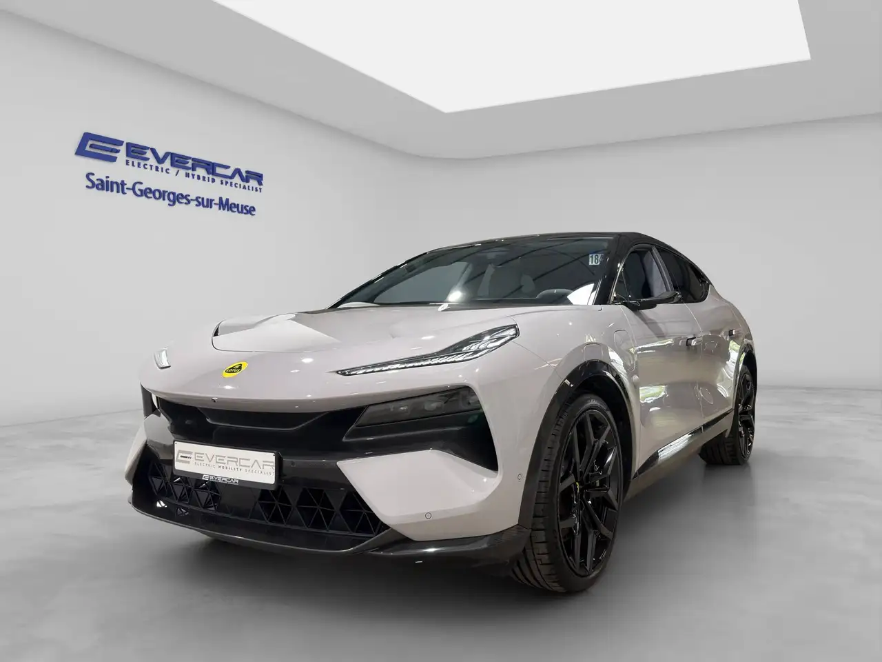 Lotus Eletre 2023