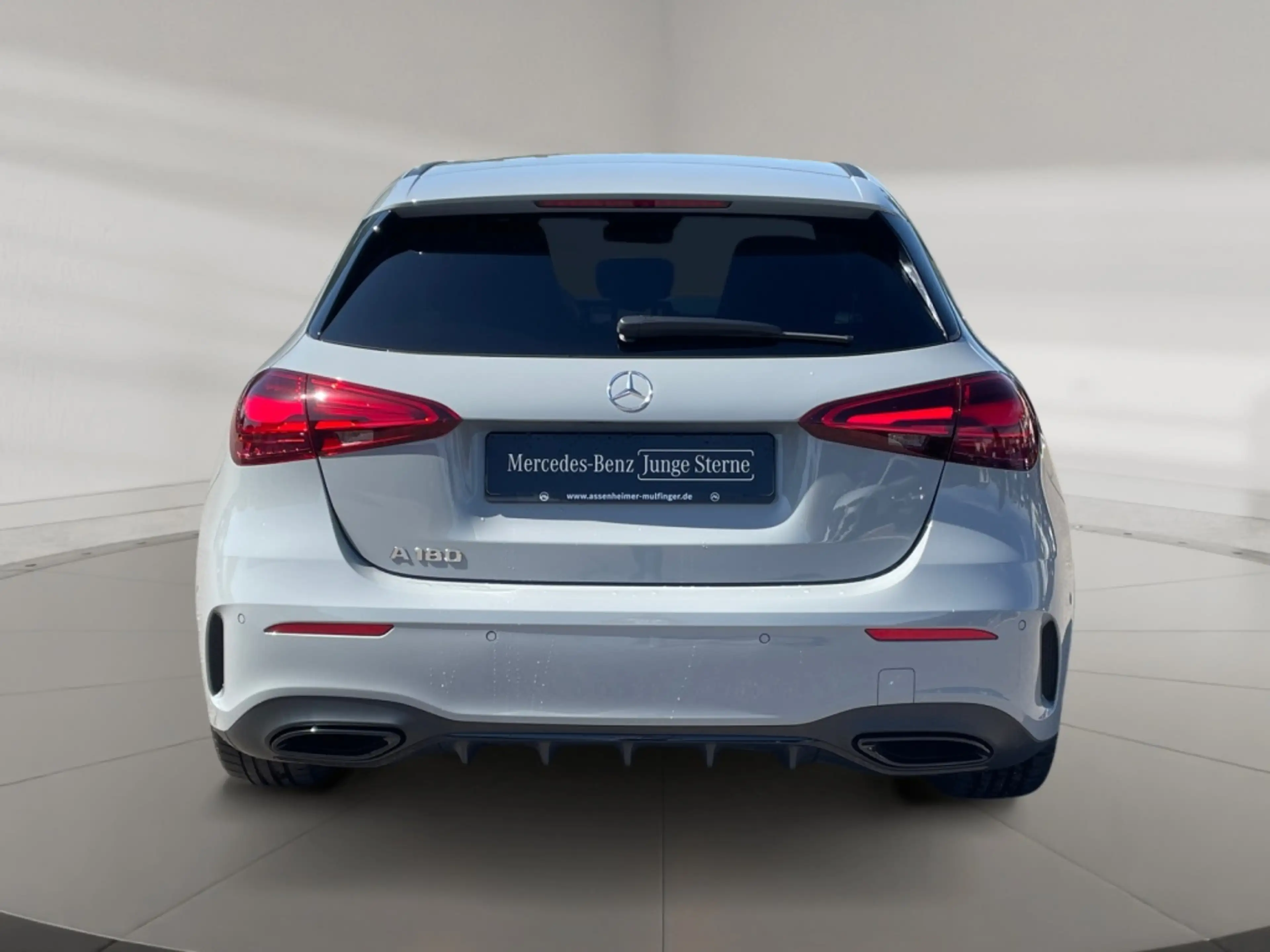 Mercedes-Benz A 180 AMG AMG+ILS+MBUX+Night+Wide+Cam+LED+Navi — photo 6