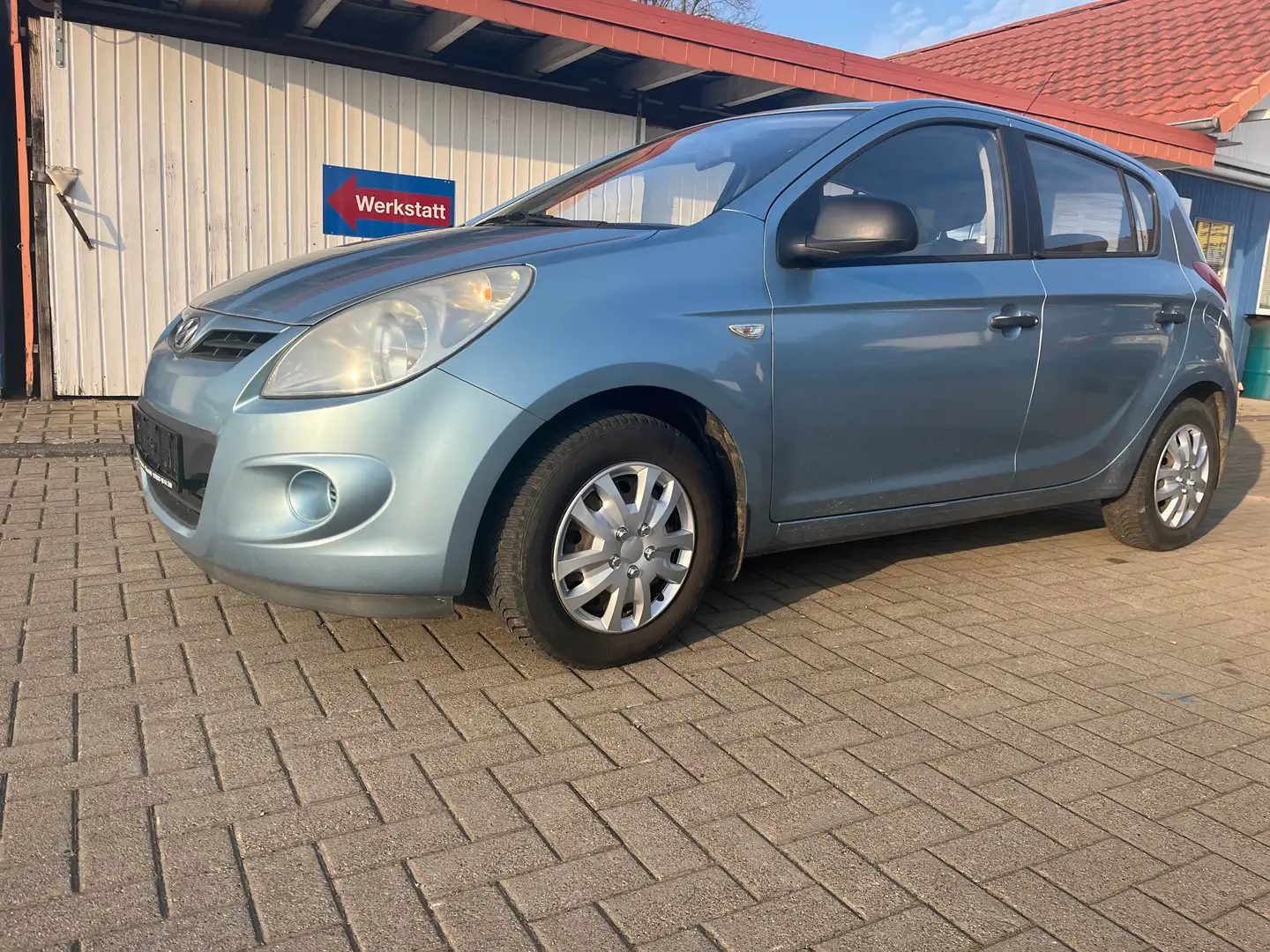 Hyundai i20 1.3i, Bj. 2009, 77 PS, 1. Hand, TÜV neu, Klima Albastru - 1