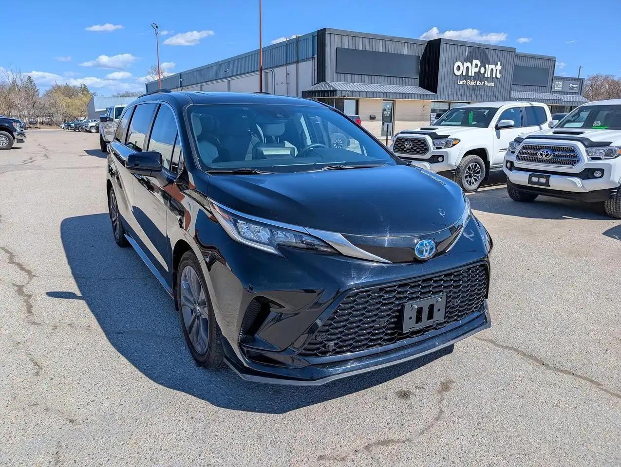 Toyota Sienna снимка Toyota Sienna