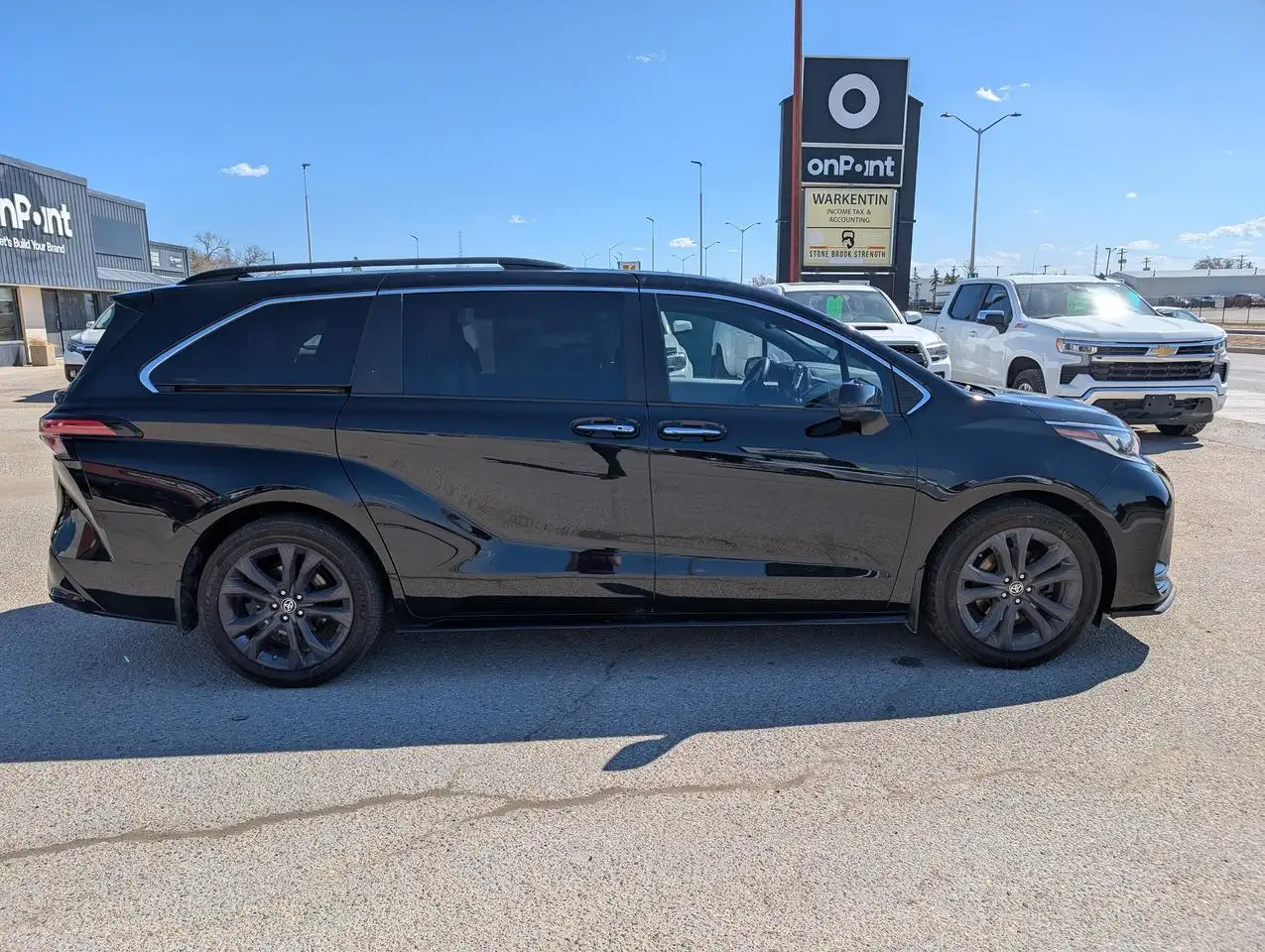 Toyota Sienna снимка Toyota Sienna