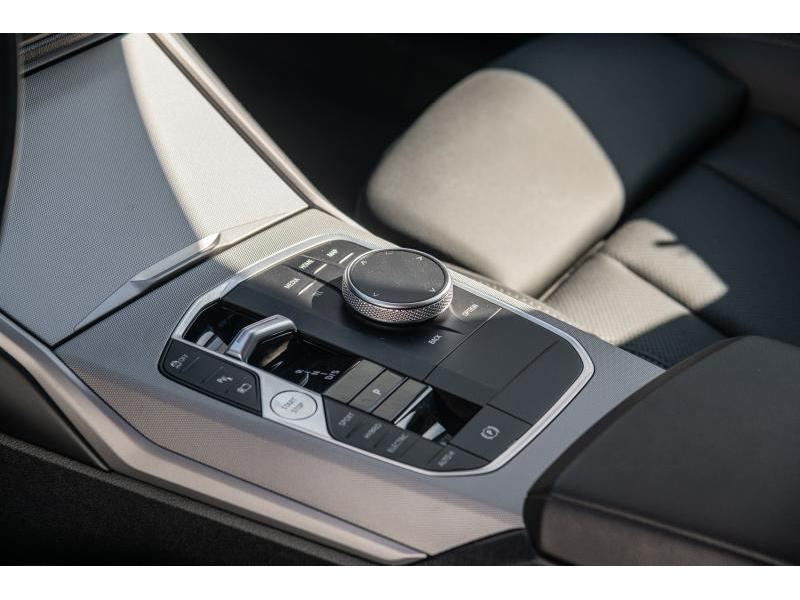 BMW 320 320e Touring — photo 7