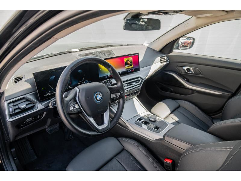BMW 320 320e Touring — photo 5