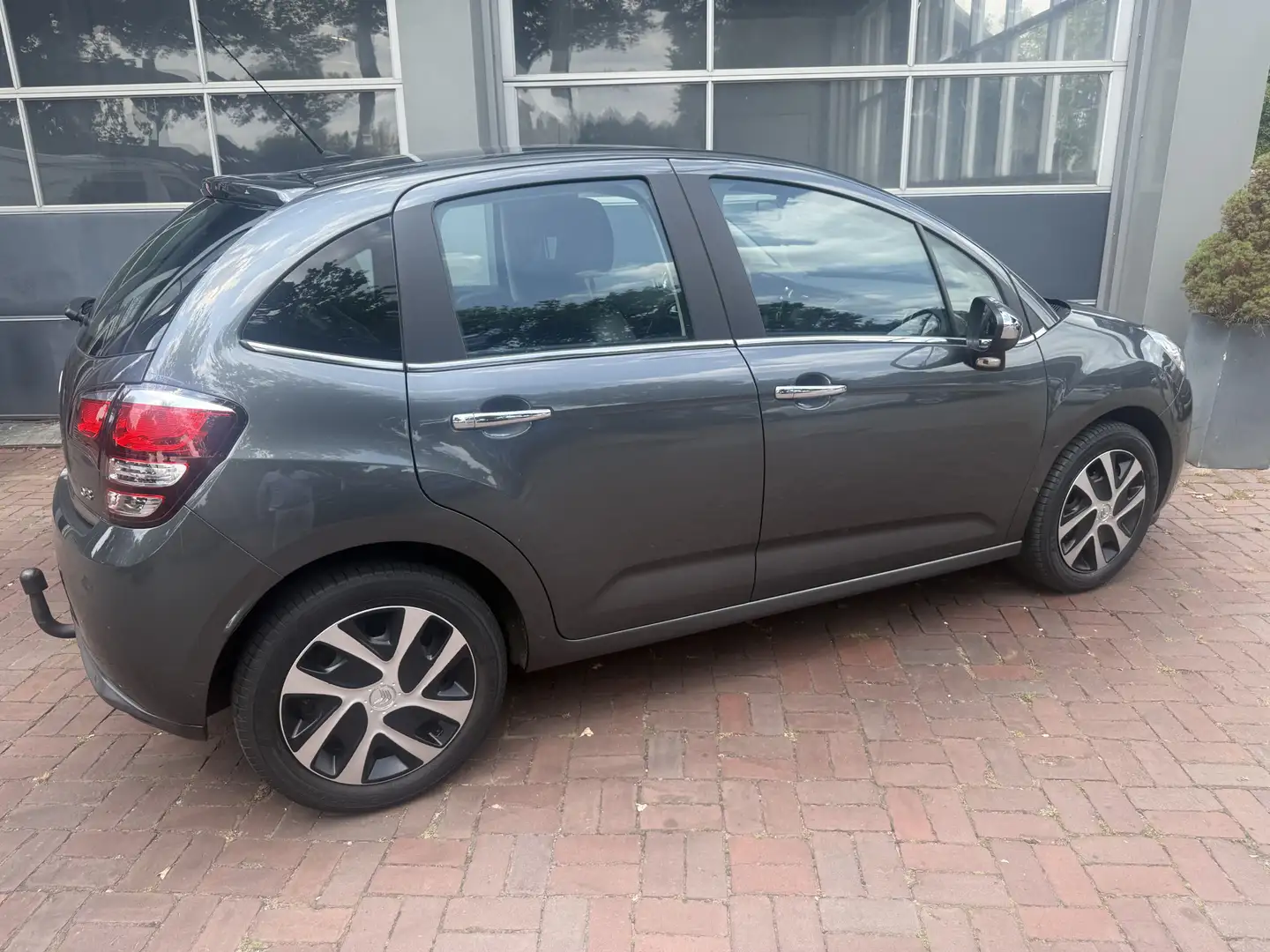 Citroen C3 1.2 PureTech Collection Hoge Zit 2015 Km 83.014 De Gris - 2