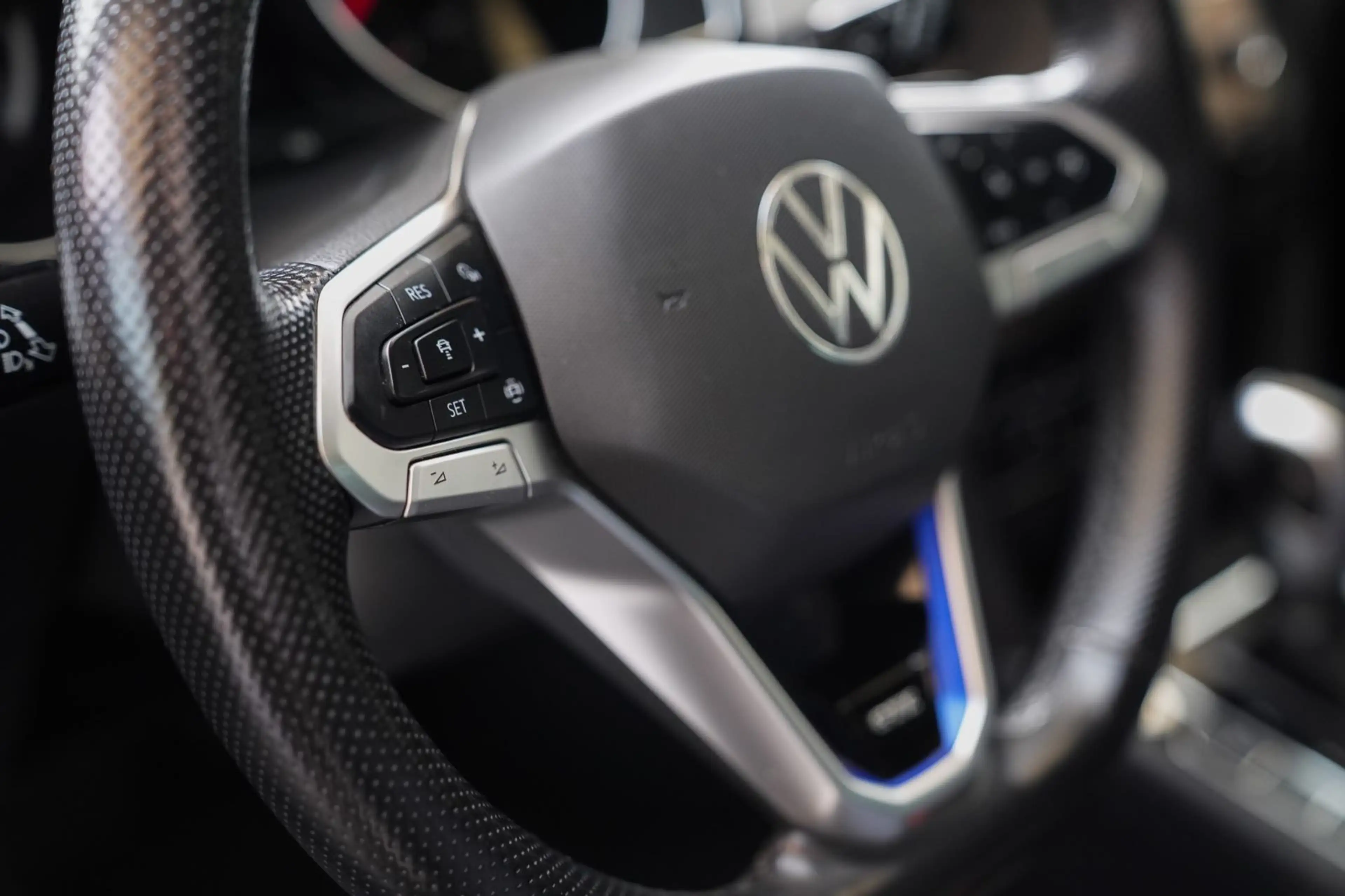 Volkswagen Passat Variant GTE *Temp./SHZ/Klimaaut./PDC* — photo 13