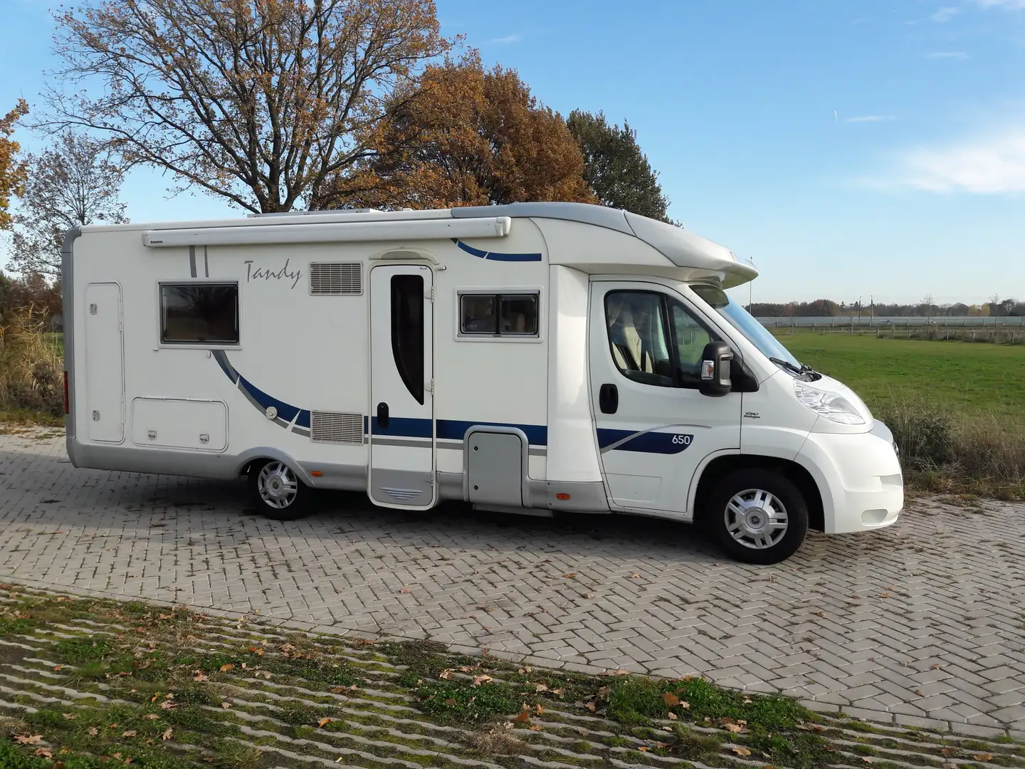 Caravans-Wohnm McLouis tandy 650 - 2