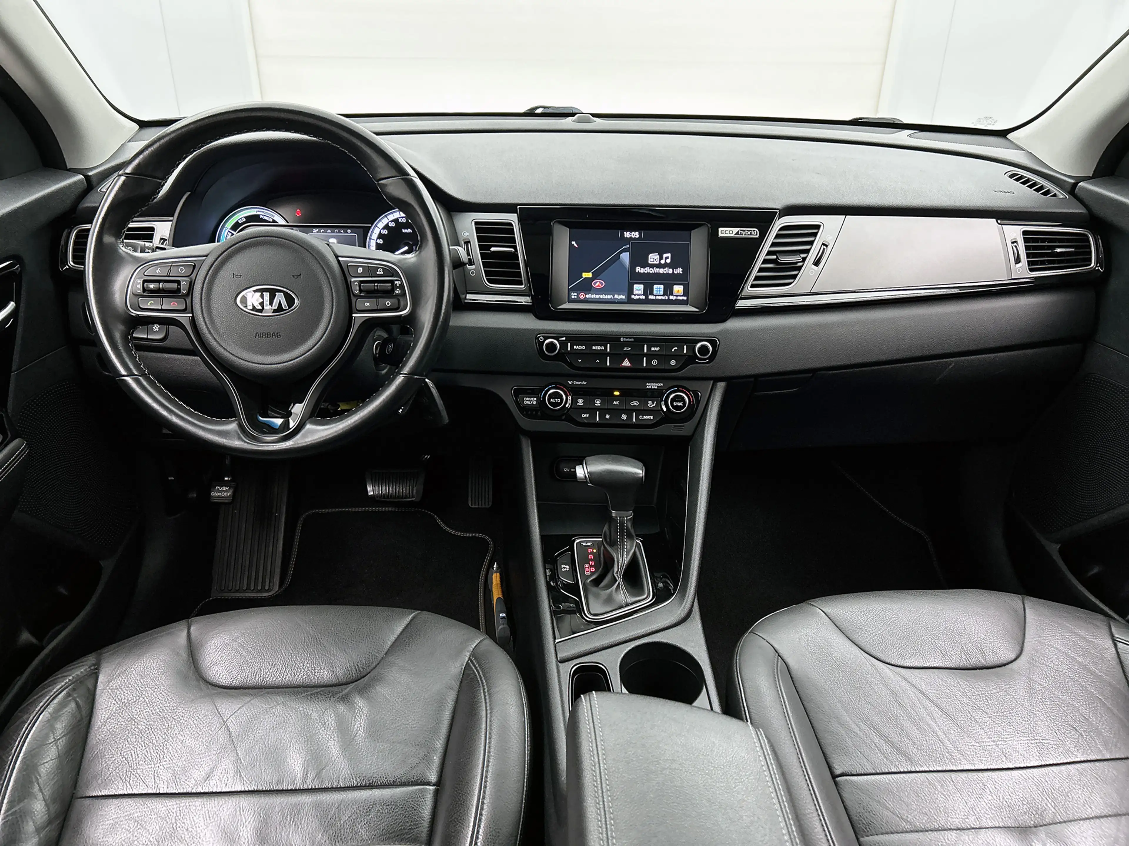 Kia Niro 1.6 GDi Hybrid DynamicLine | Trekhaak | Leder | Na — photo 5