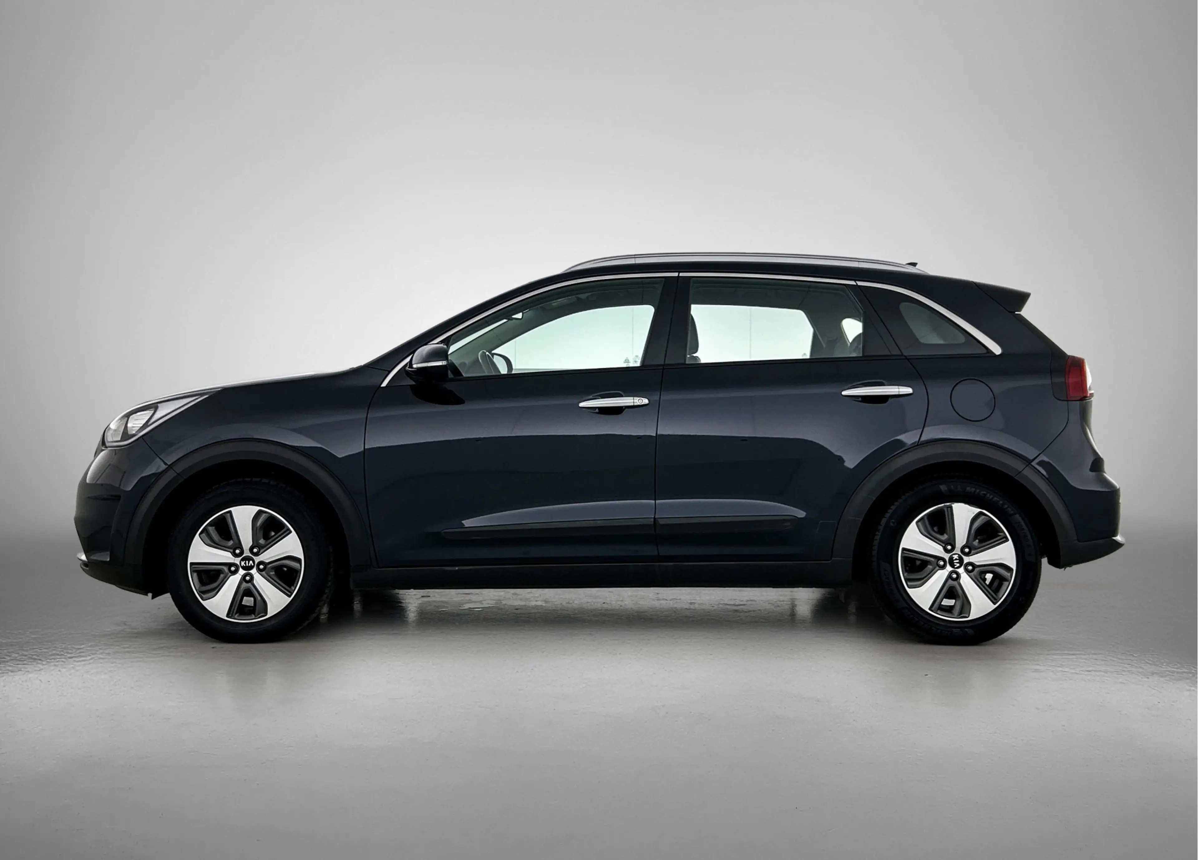 Kia Niro 1.6 GDi Hybrid DynamicLine | Trekhaak | Leder | Na — photo 3