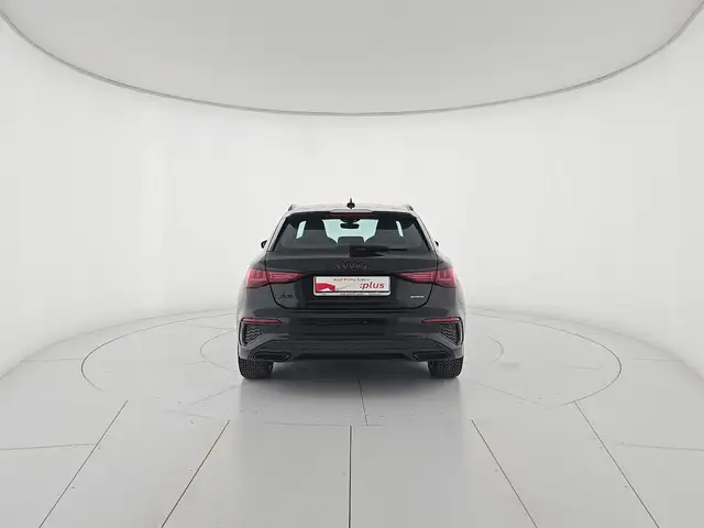 Audi A3 view 4