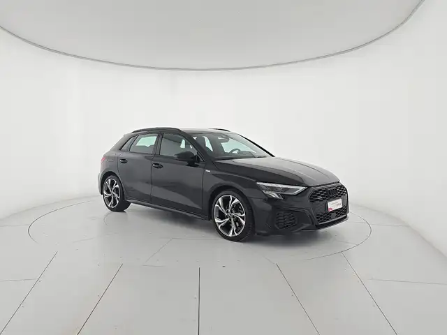 Audi A3 view 7