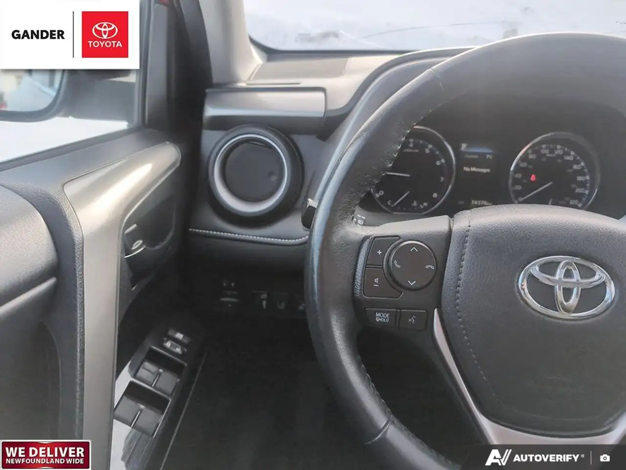 Toyota RAV 4 снимка Toyota RAV 4