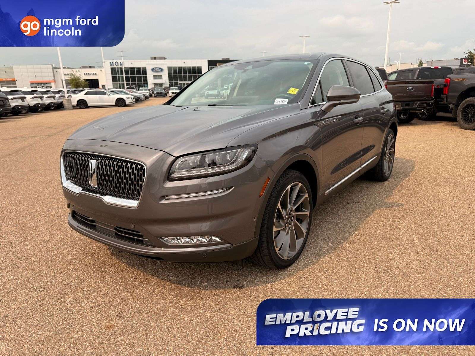 2022 Lincoln Nautilus Reserve