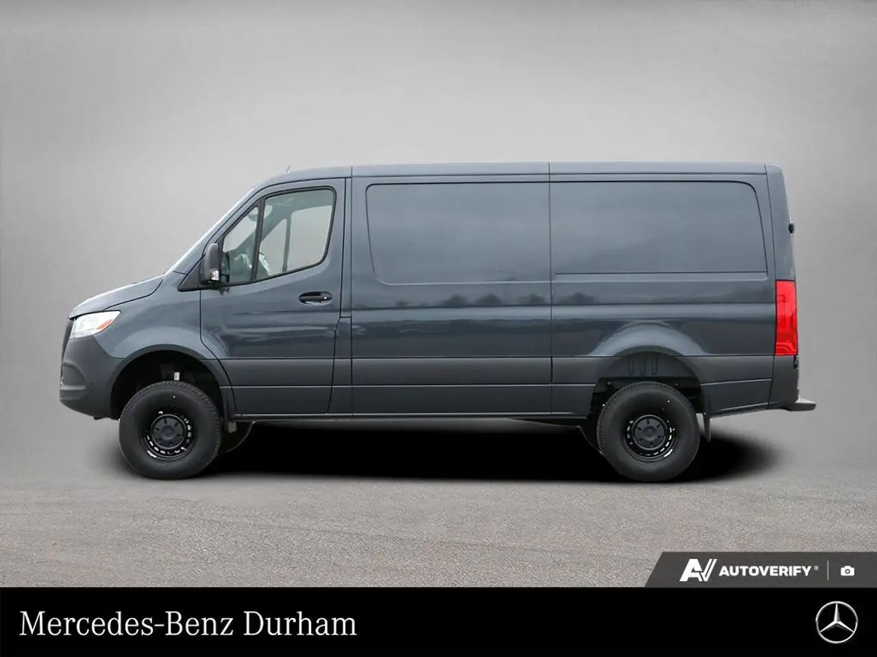 Mercedes-Benz Sprinter снимка Mercedes-Benz Sprinter