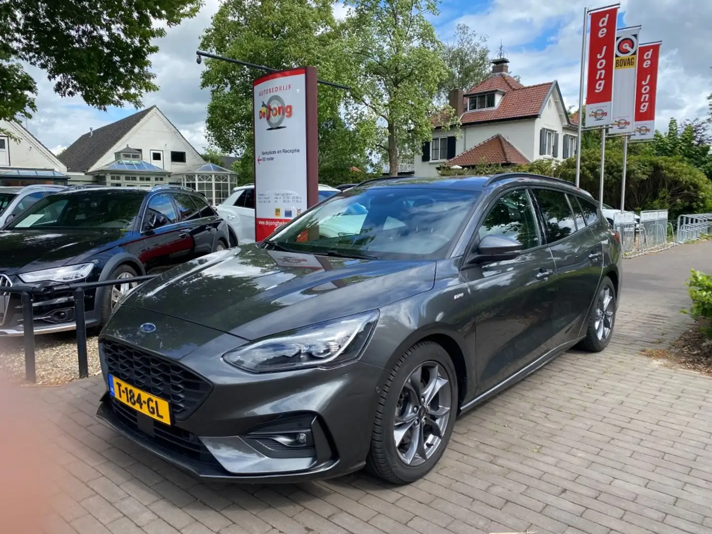 Ford Focus WAGON 1.5 ECOBLUE TITANIUM AUT. / CARPLAY / NAVI / Grau - 1