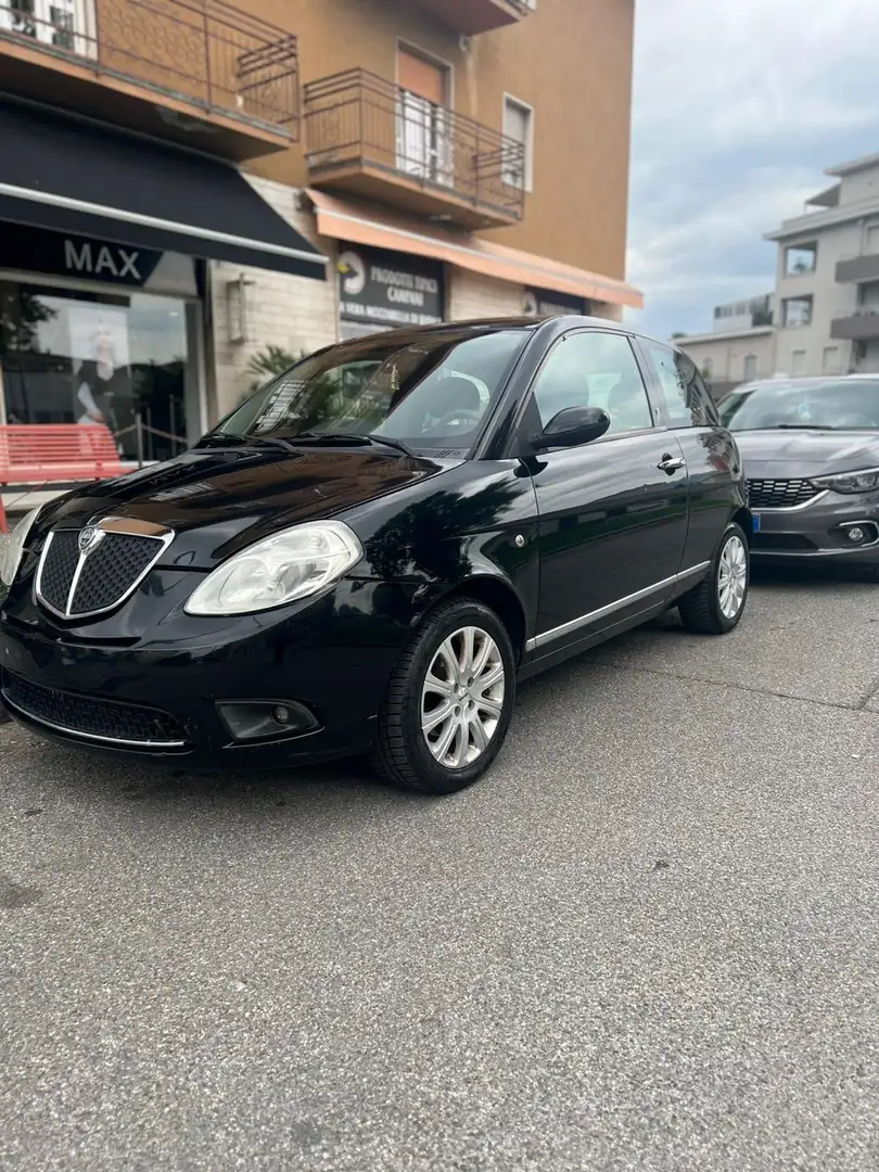 Lancia Ypsilon 1.4 8v Oro Plus - 1