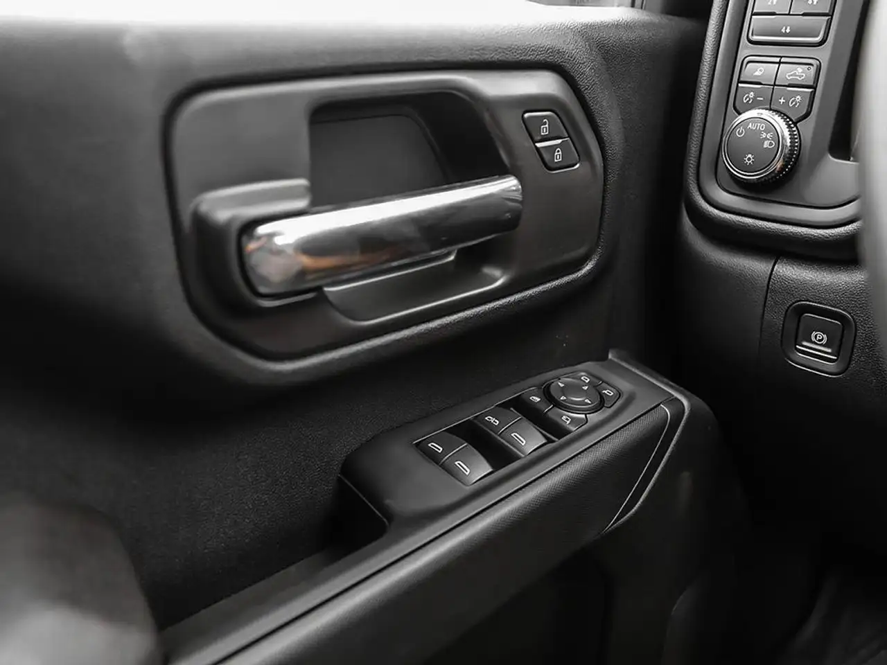 GMC Sierra 2500HD photo GMC Sierra 2500HD