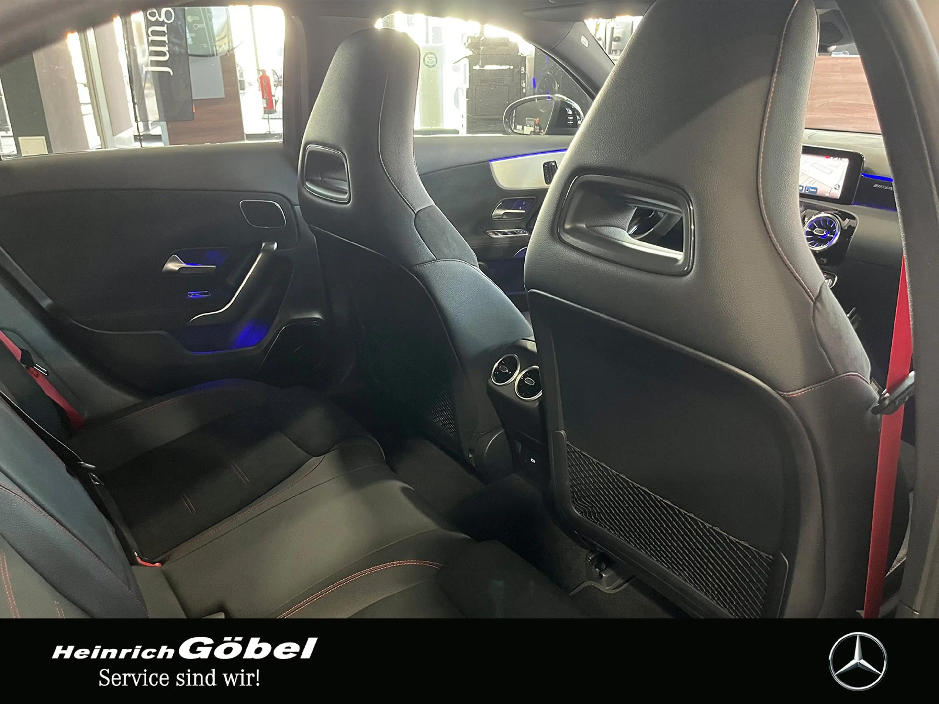Mercedes-Benz A 45 AMG AMG A 45 S 4Matic HEADUP+BURMESTER+NIGHT+360°CAM — photo 8