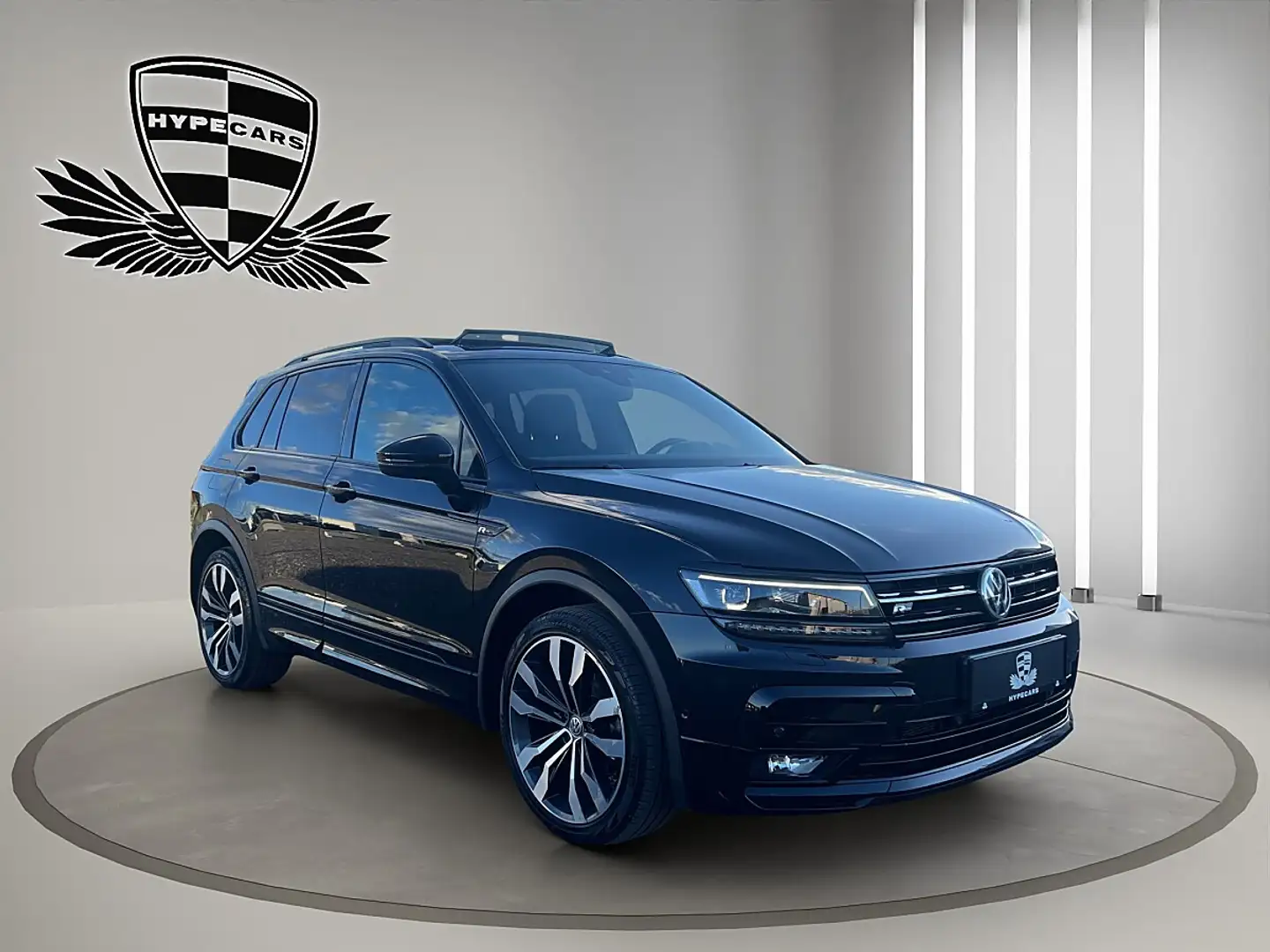 Volkswagen Tiguan 2,0 TDI SCR 4Motion Sky DSG *R-LINE*PANO*AHK* Schwarz - 2