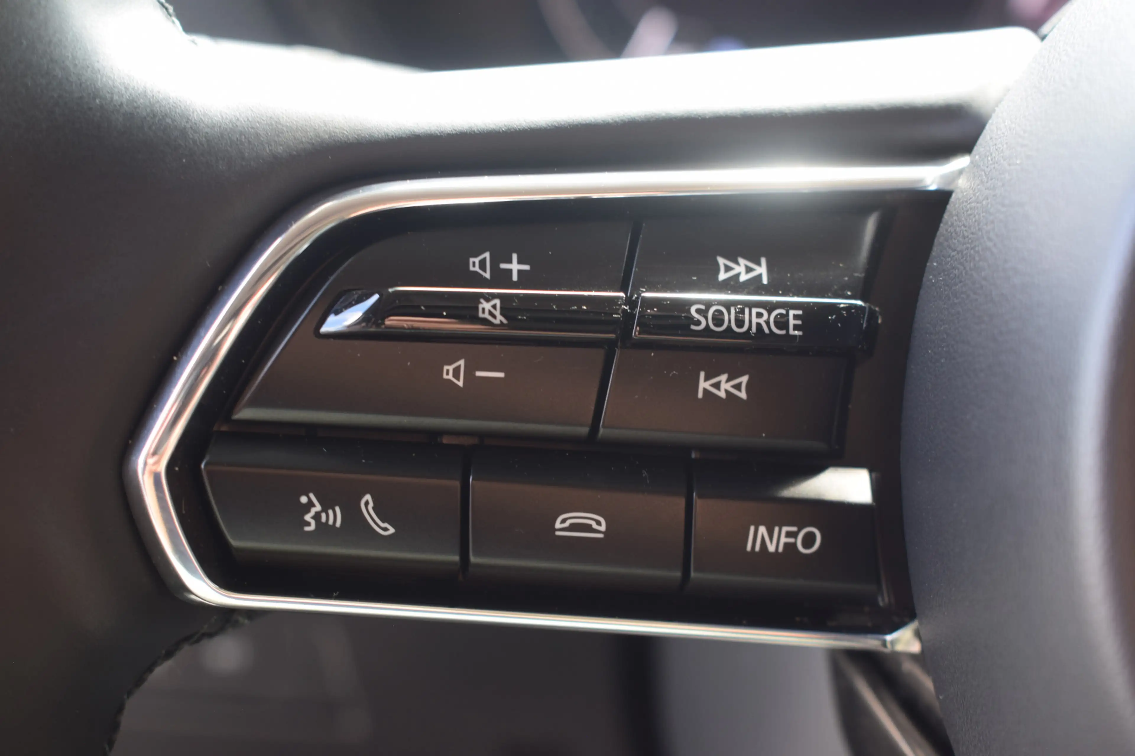 Mazda CX-60 2.5 e-SkyActiv PHEV Exclusive-Line - Alle pakkette — photo 24