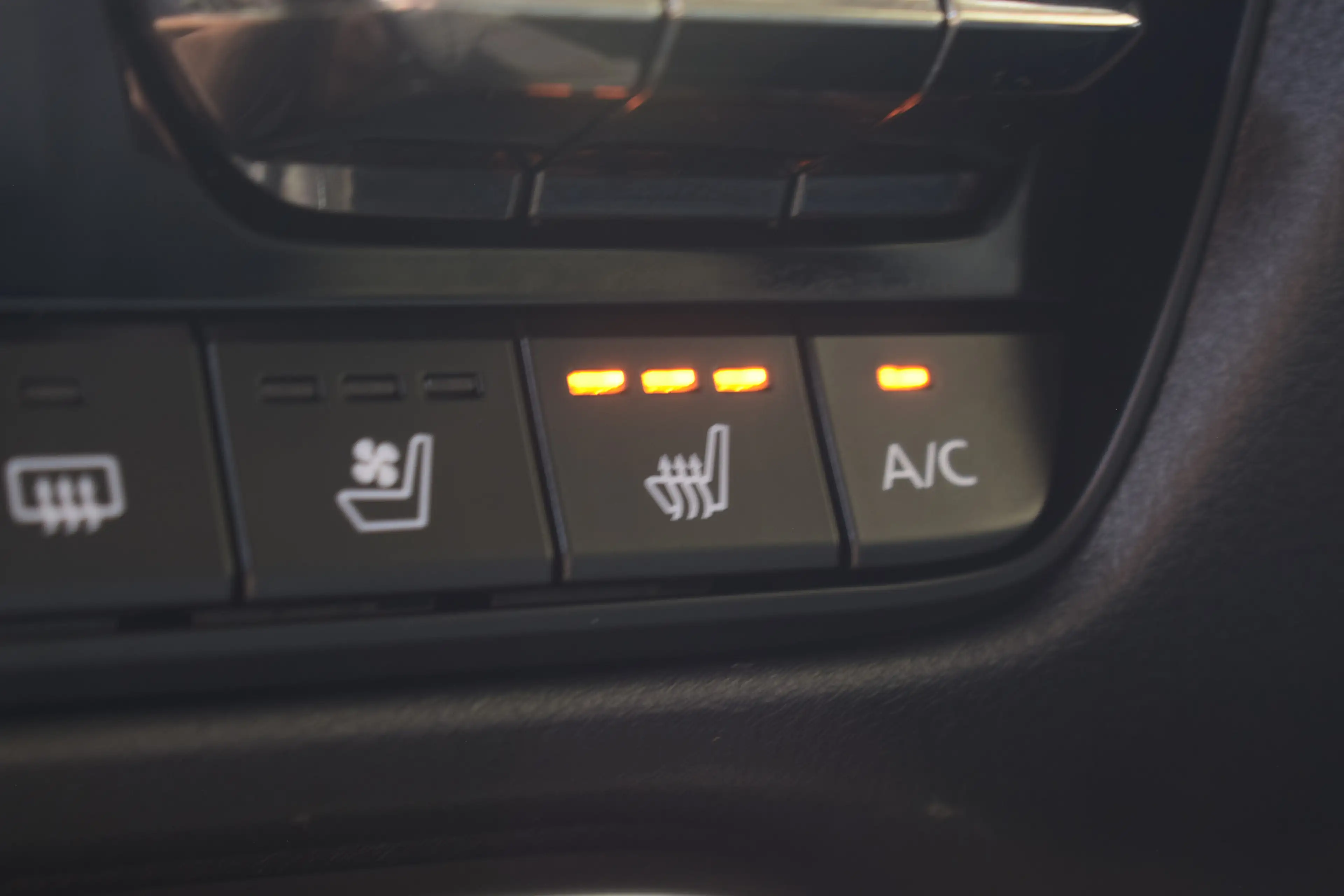Mazda CX-60 2.5 e-SkyActiv PHEV Exclusive-Line - Alle pakkette — photo 30