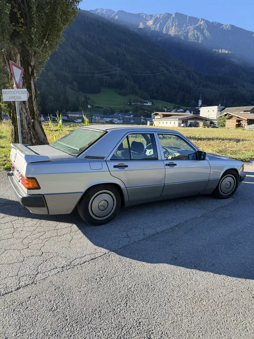 Mercedes-Benz 190 E 2,0 - 2