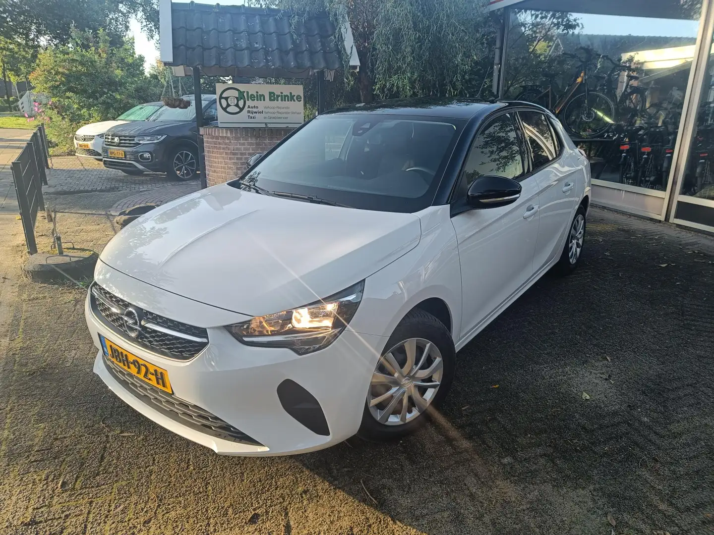 Opel Corsa 1.2 Edition //Camera//Navigatie//Style pakket Wit - 1