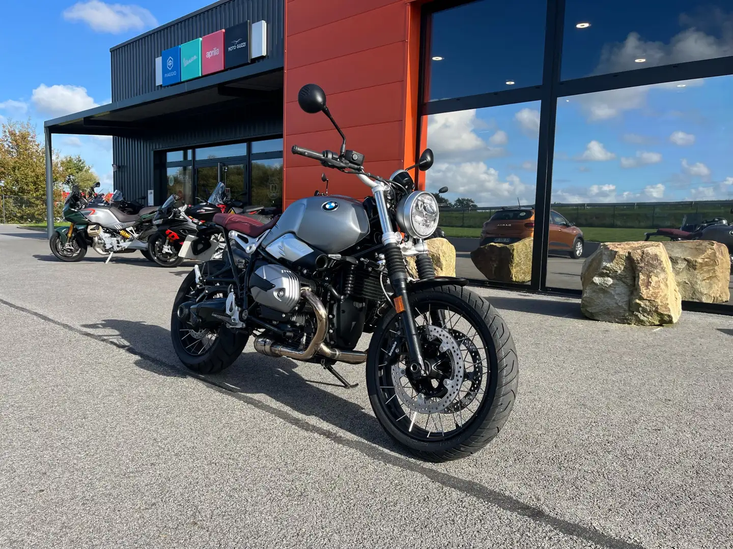 BMW R nineT - 1